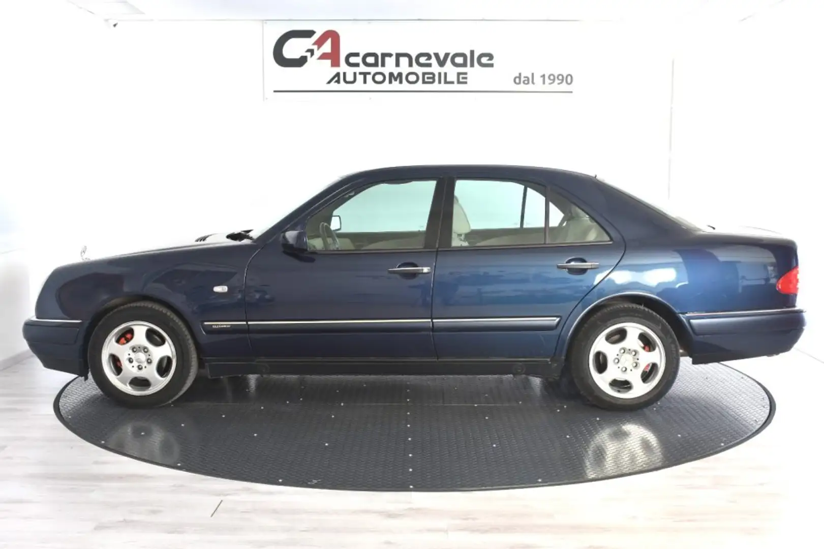 Mercedes-Benz E 200 Elegance-67.188KM-Climatronic-Airbag- SPLENDIDA Blue - 1