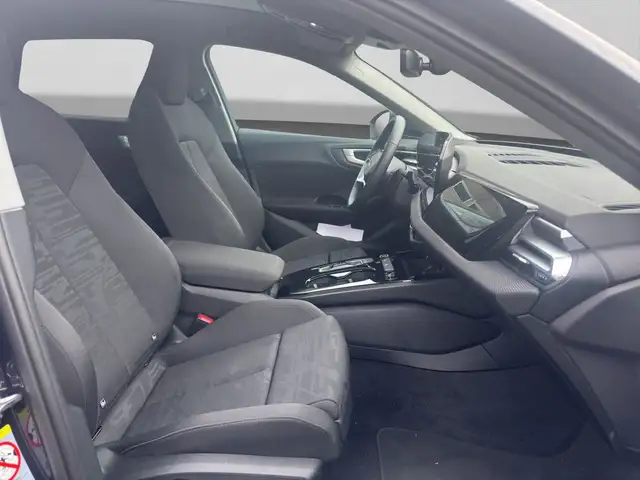 Audi A5 view 4