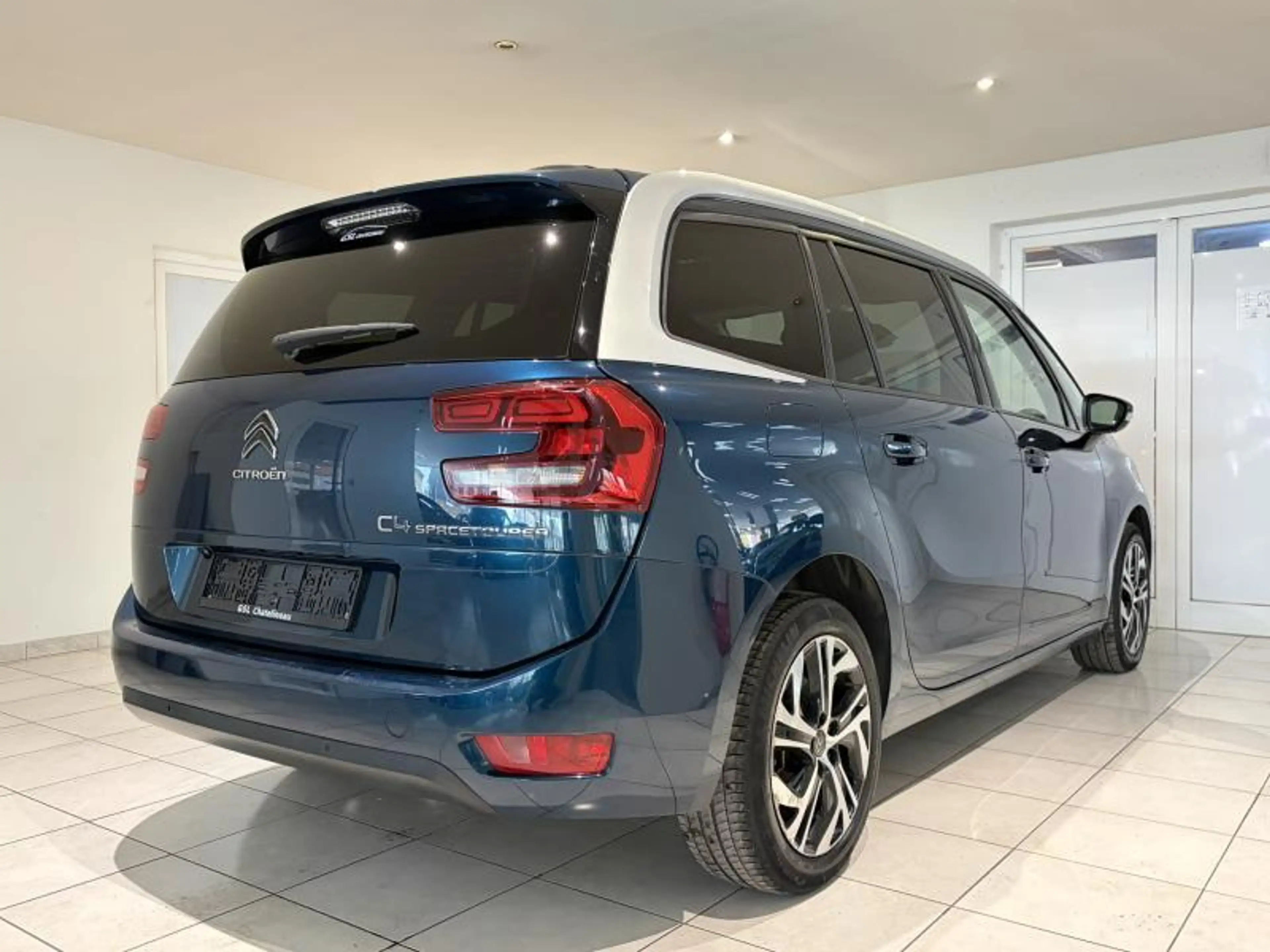 Citroen Grand C4 SpaceTourer 1.5HDi 130cv 7pl Automatique vert 04/21 Airco/GPS — photo 4