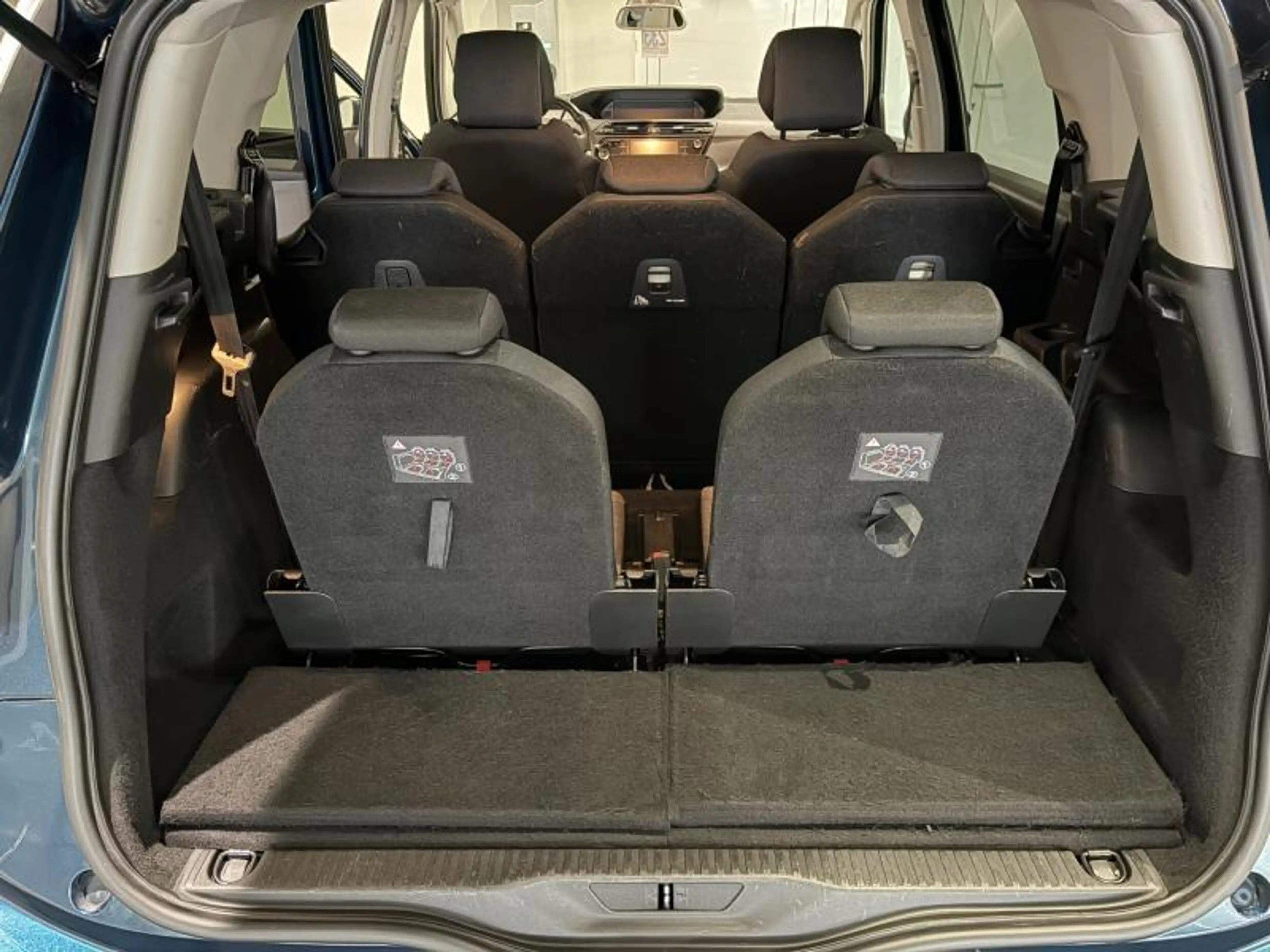 Citroen Grand C4 SpaceTourer 1.5HDi 130cv 7pl Automatique vert 04/21 Airco/GPS — photo 10