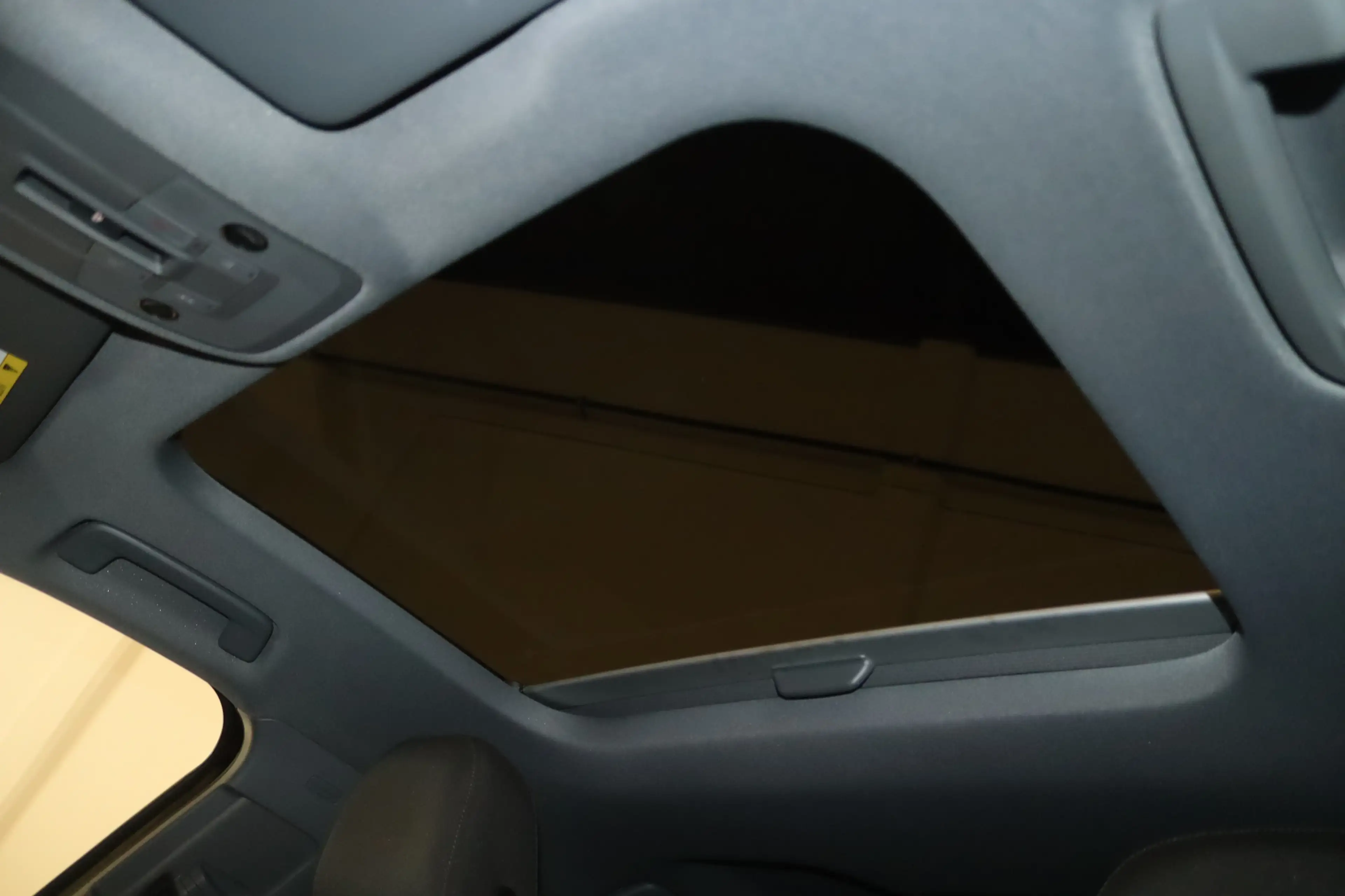 Audi A3 35 TFSI advanced-NAV-LED-PANO-SHZ-STDHZ- — photo 4