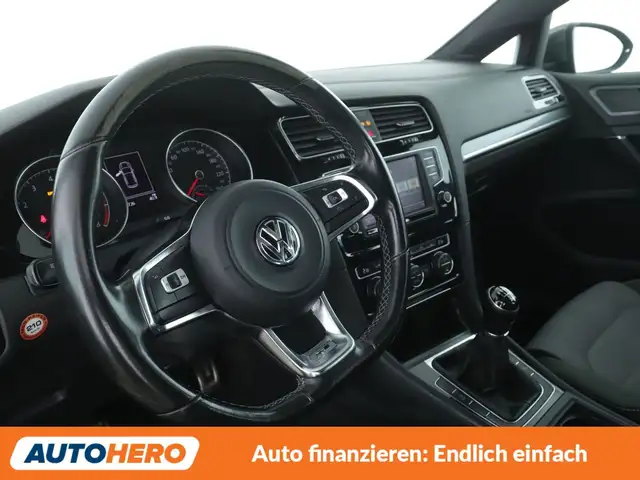 Volkswagen Golf view 11