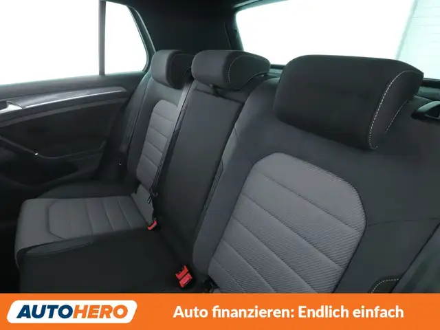 Volkswagen Golf view 14