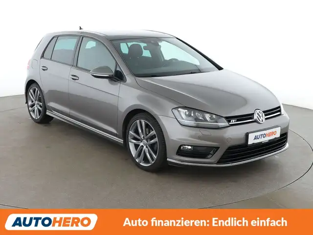 Volkswagen Golf view 8