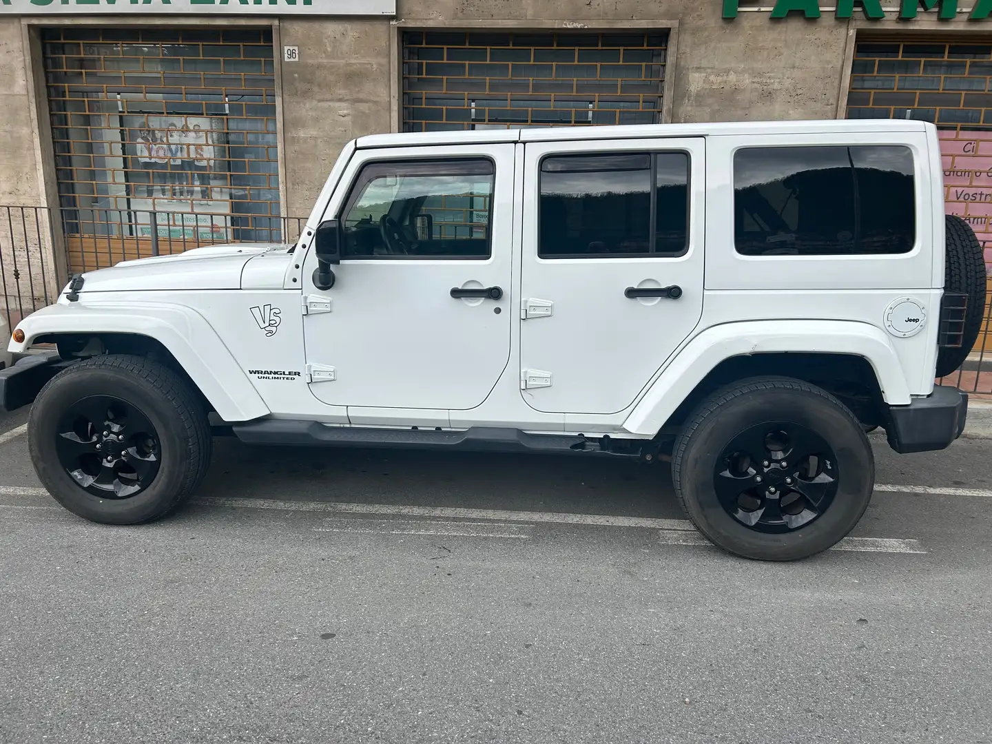 Jeep Wrangler Wrangler unlimited 2800 crd chrysler Чорний - 1