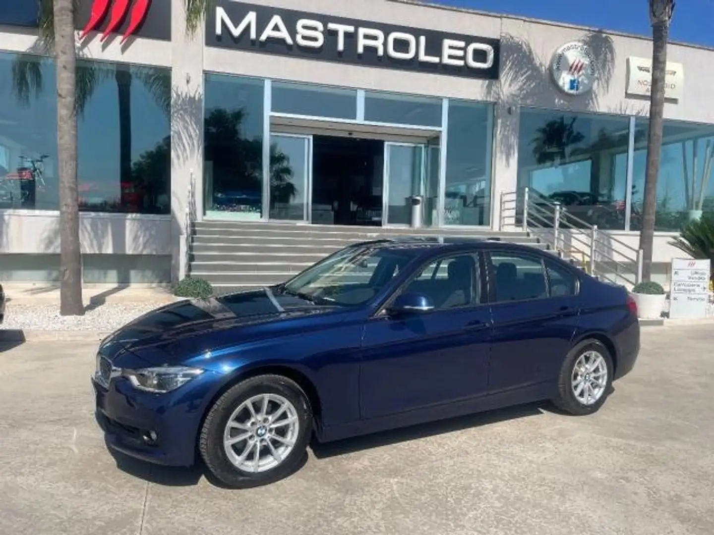 BMW 318 318d Business Advantage Automatica, Km Certificati Blu/Azzurro - 2