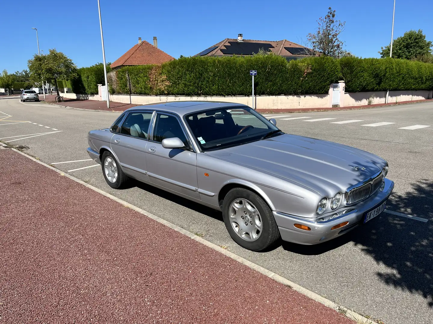 Jaguar XJ8 sovereign - 1