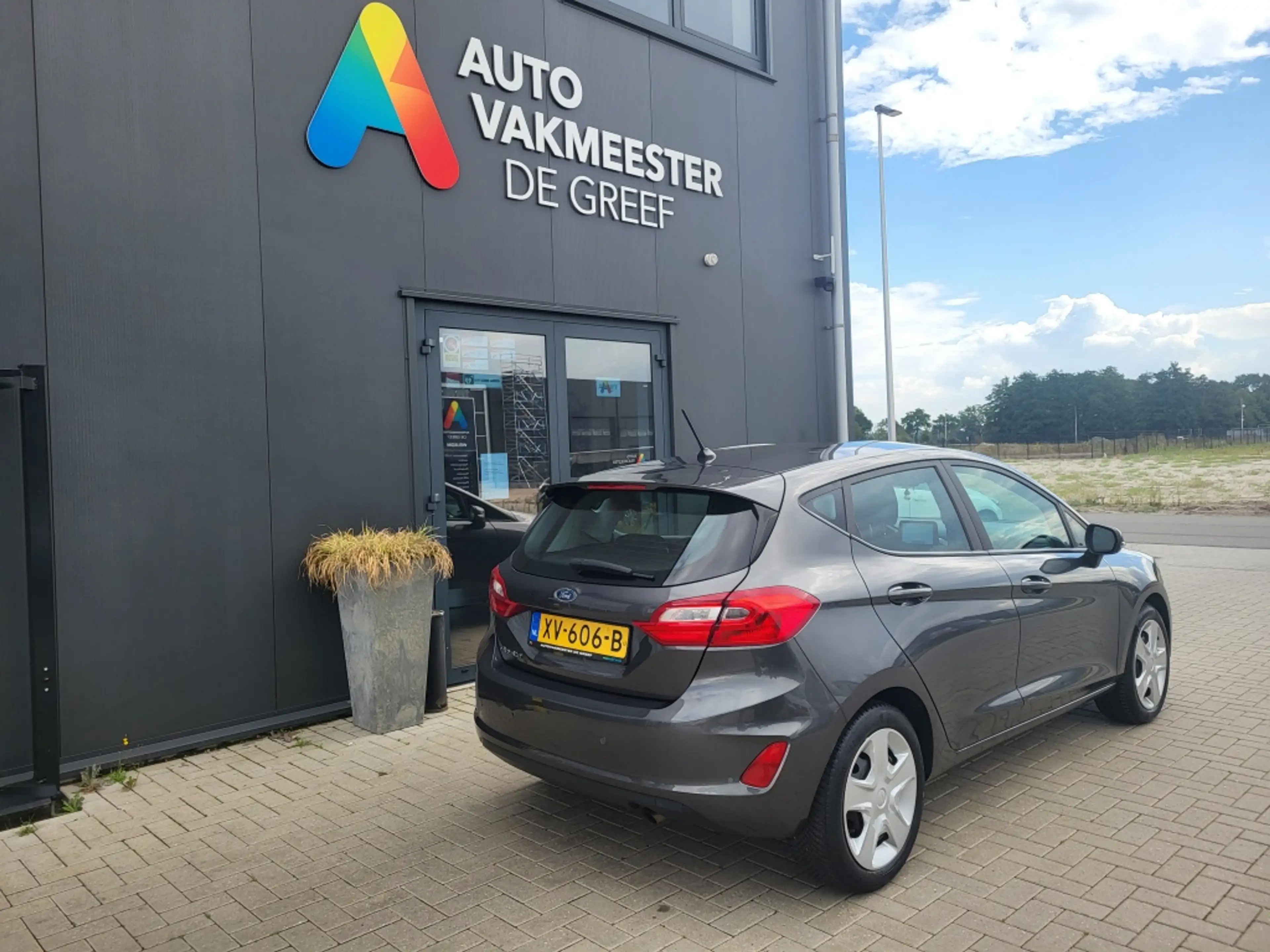 Ford Fiesta 1.1i 70 pk Trend Cruise-control Parkeersensoren — photo 4