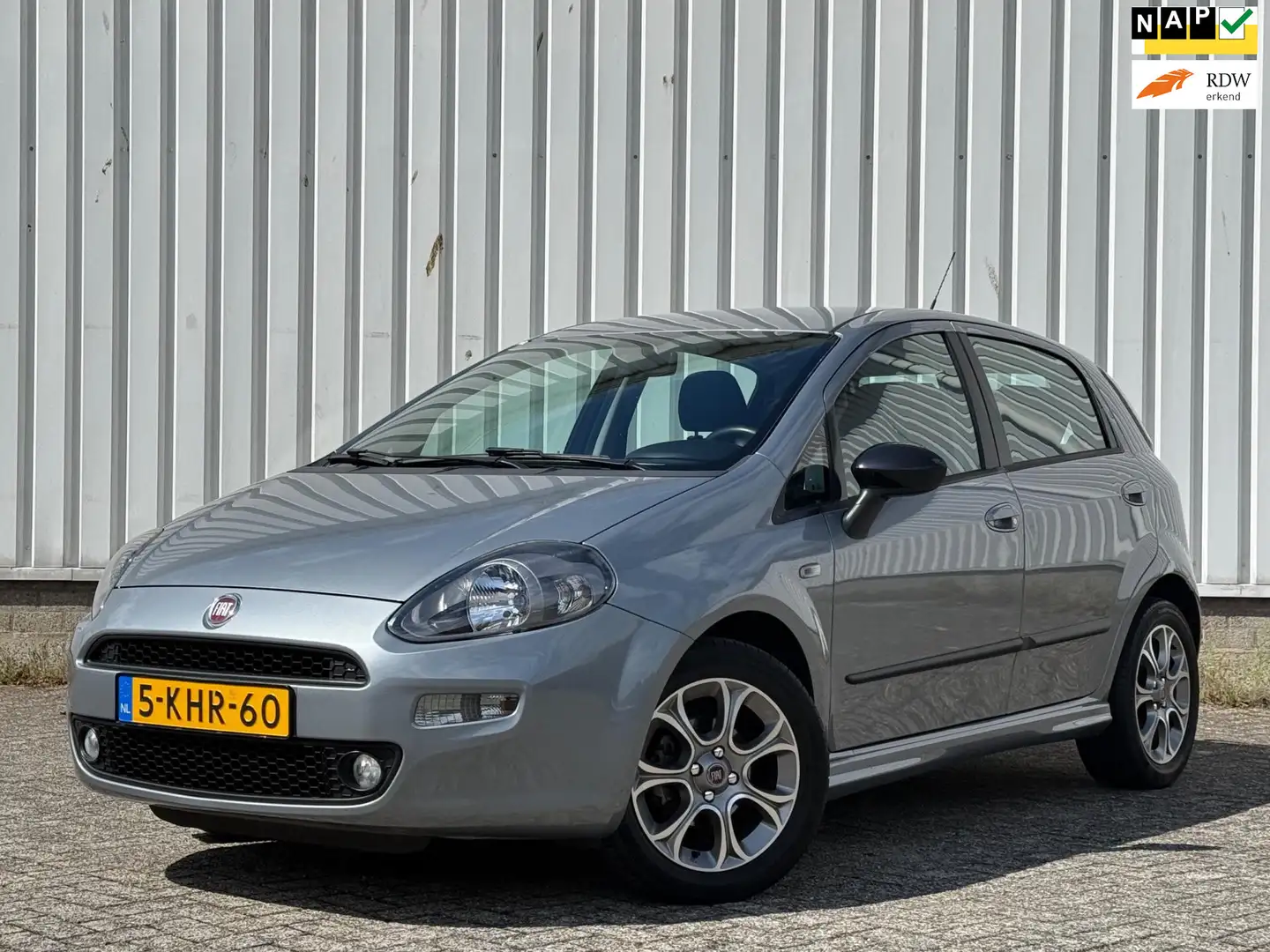 Fiat Punto Evo 0.9 TwinAir Easy 1e Eigenaar,Trekhaak,Airco,Navi,C Grijs - 1