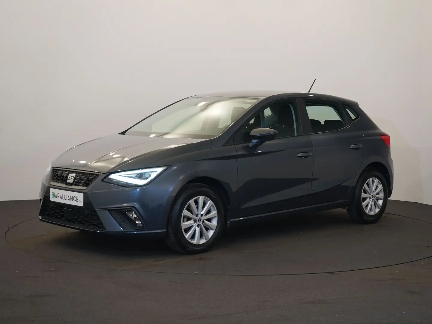 SEAT Ibiza STYLE 1.0MPI|Apple/Android|NavbyApp|PDC.AV+ARR|Cli Grijs - 1