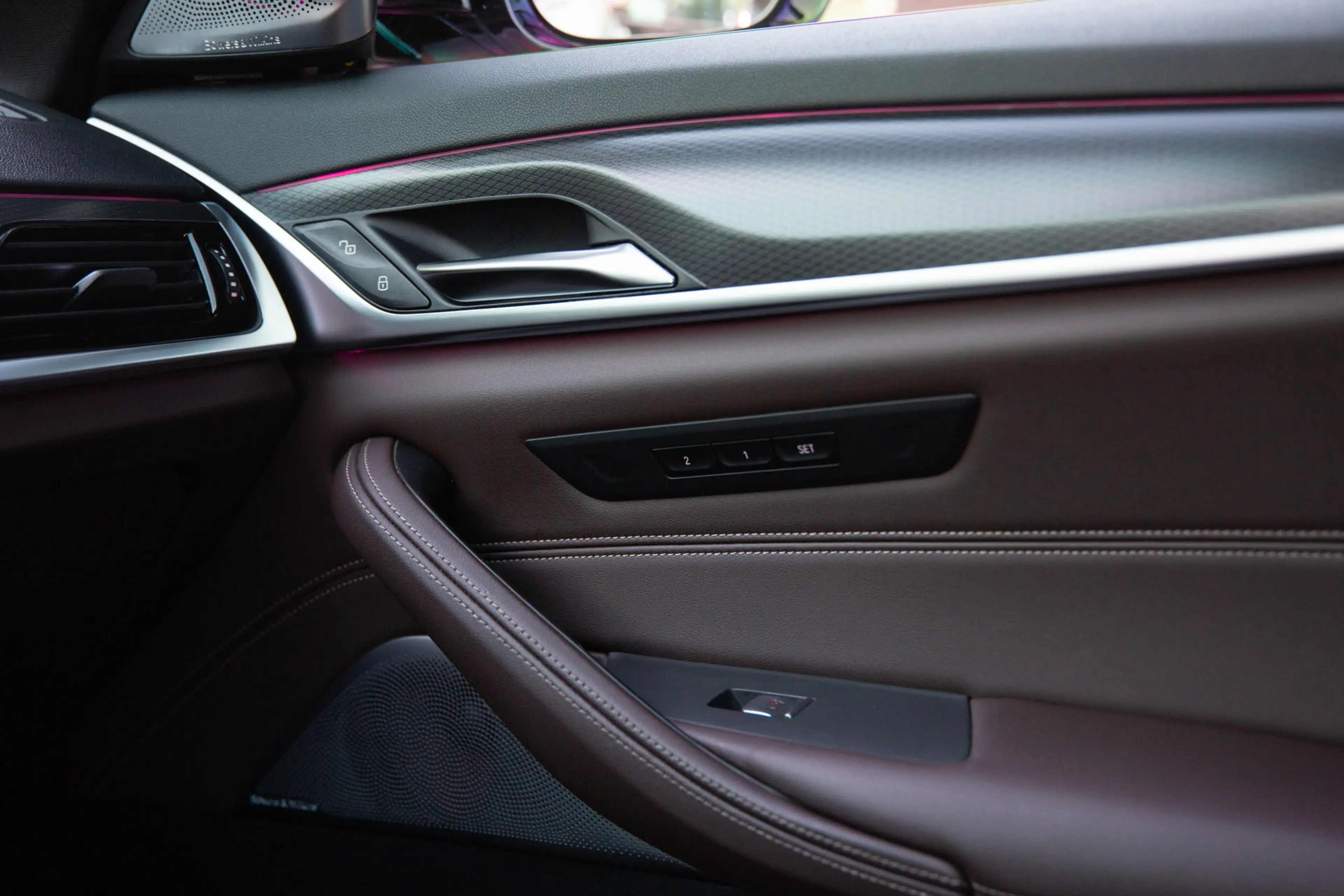 BMW 540 5-serie 540i High Executive M-Sport , Bowers&Wilki — photo 26
