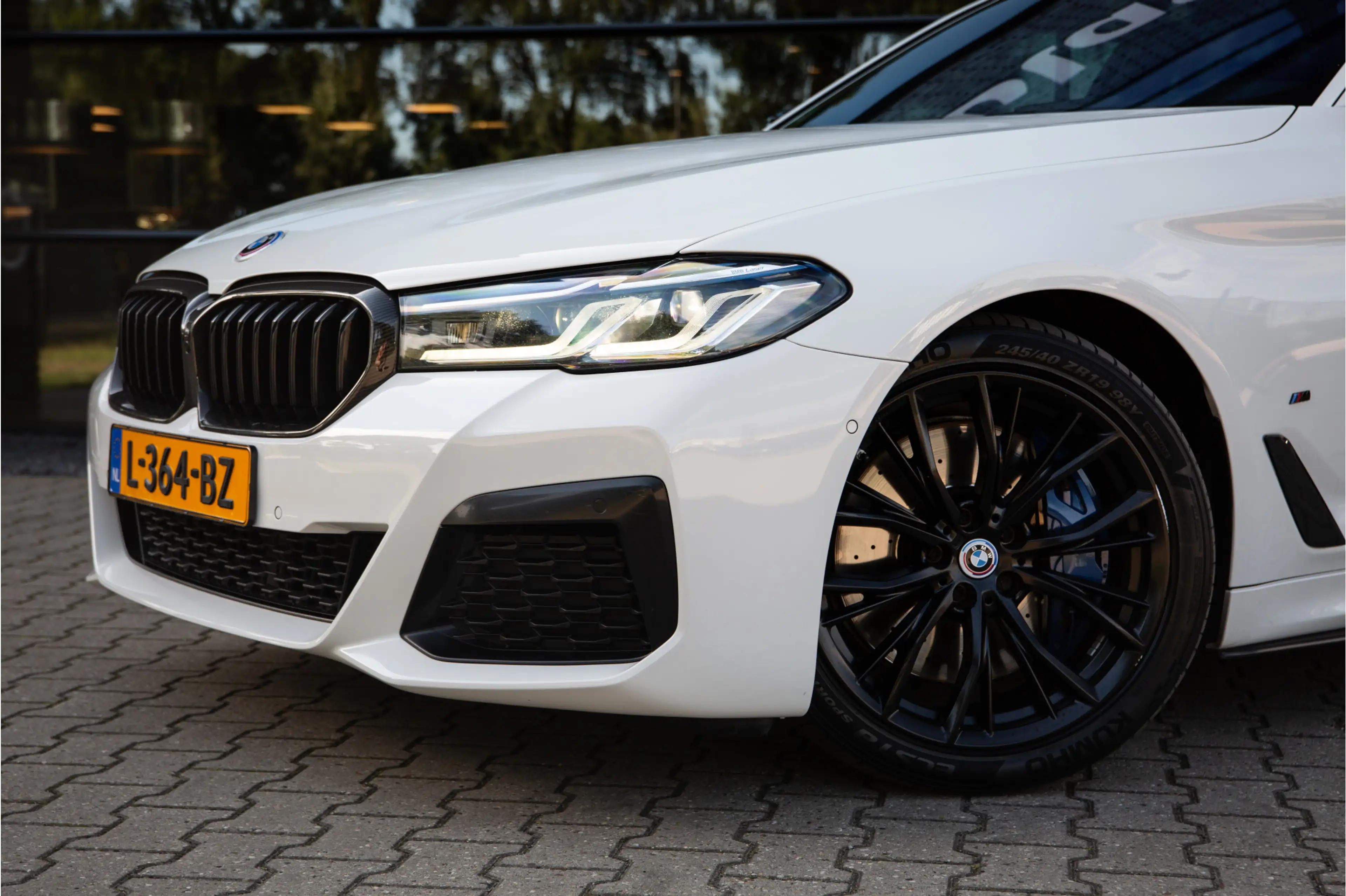 BMW 540 5-serie 540i High Executive M-Sport , Bowers&Wilki — photo 9