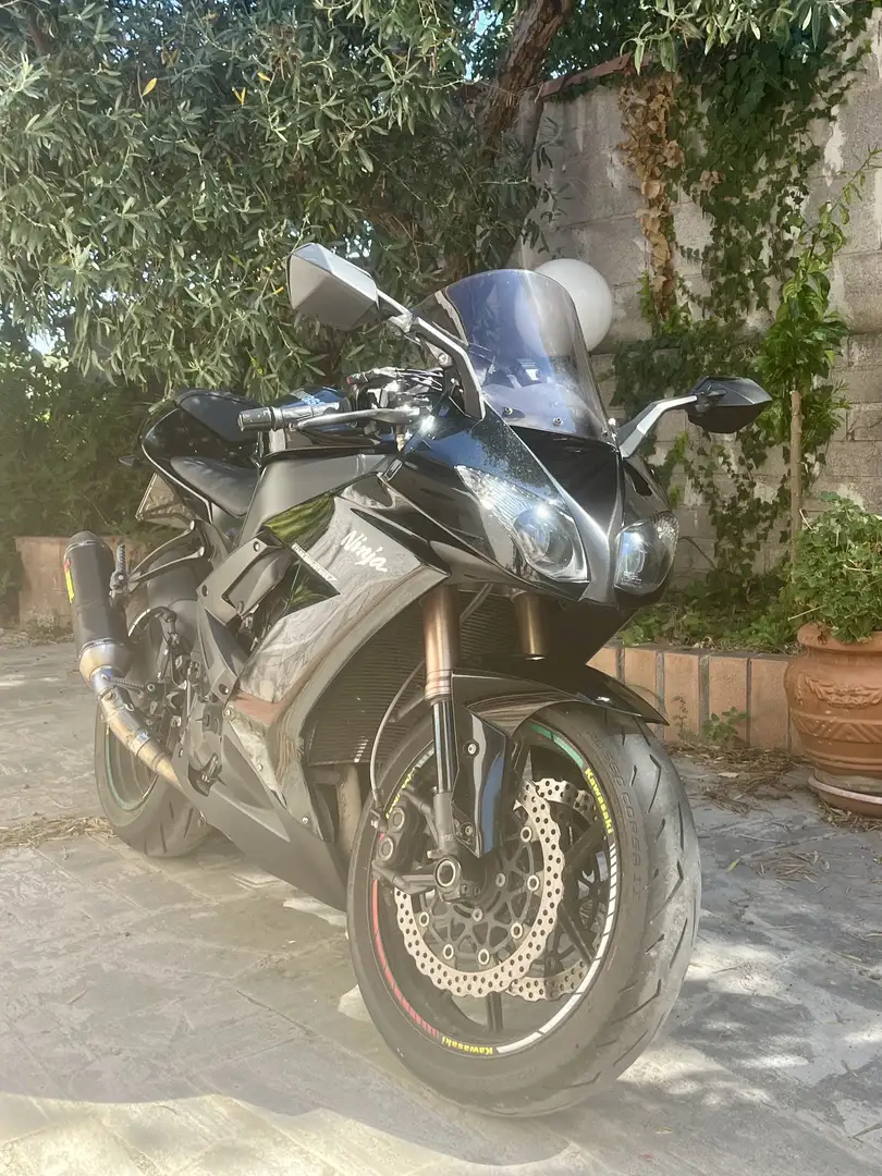 Kawasaki Ninja ZX-10R - 1
