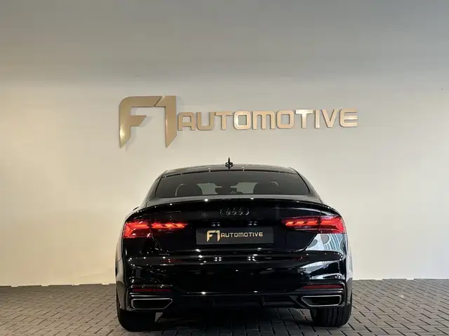 Audi A5 view 5