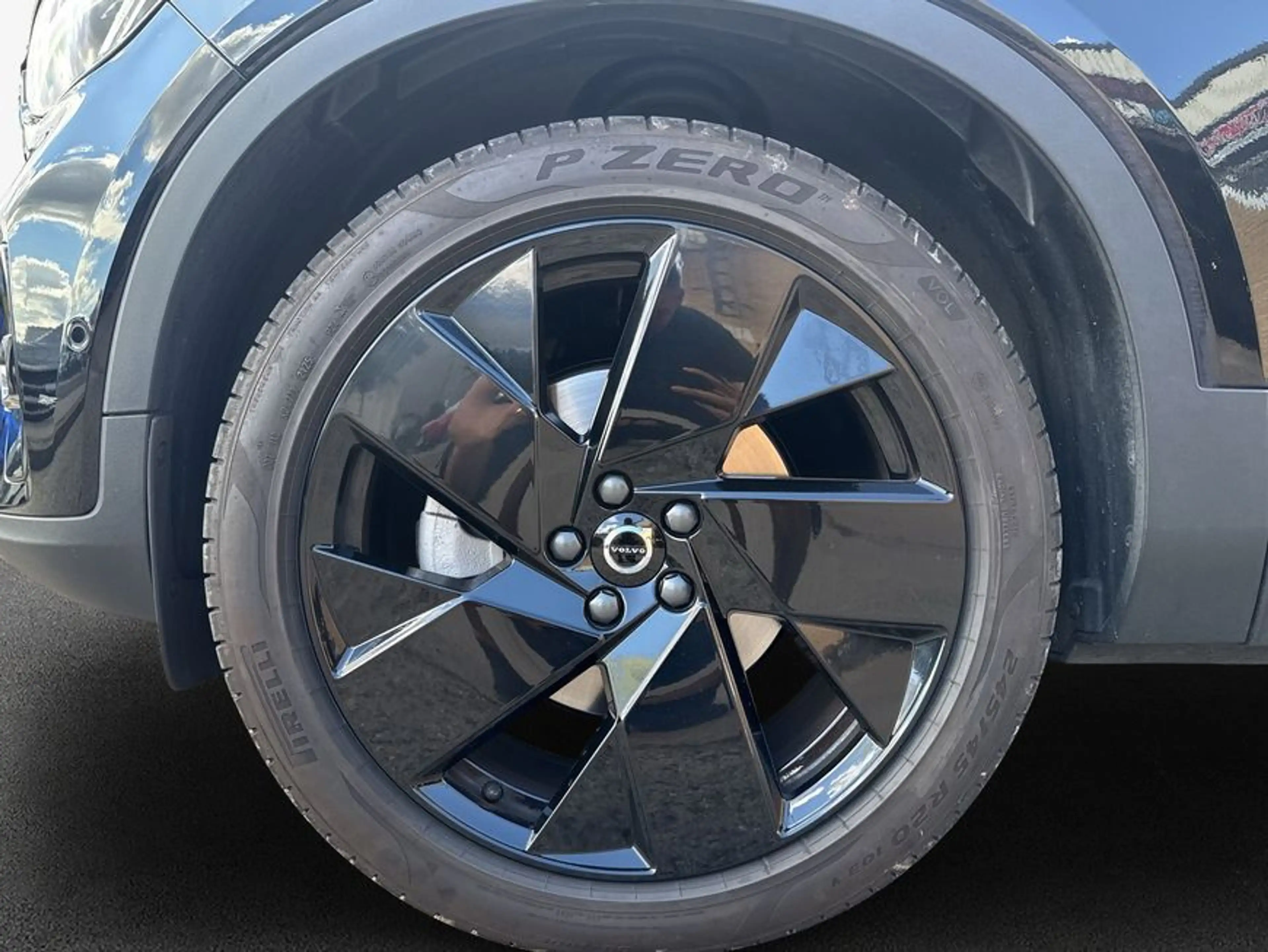 Volvo XC40 XC40 B3 B DKG Plus Black Edition — photo 7