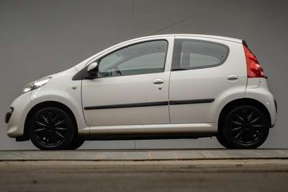 Peugeot 107 1.0-12V XR Sport (NAVI,BLUETOOTH,ELEKTRISCH PAKKET