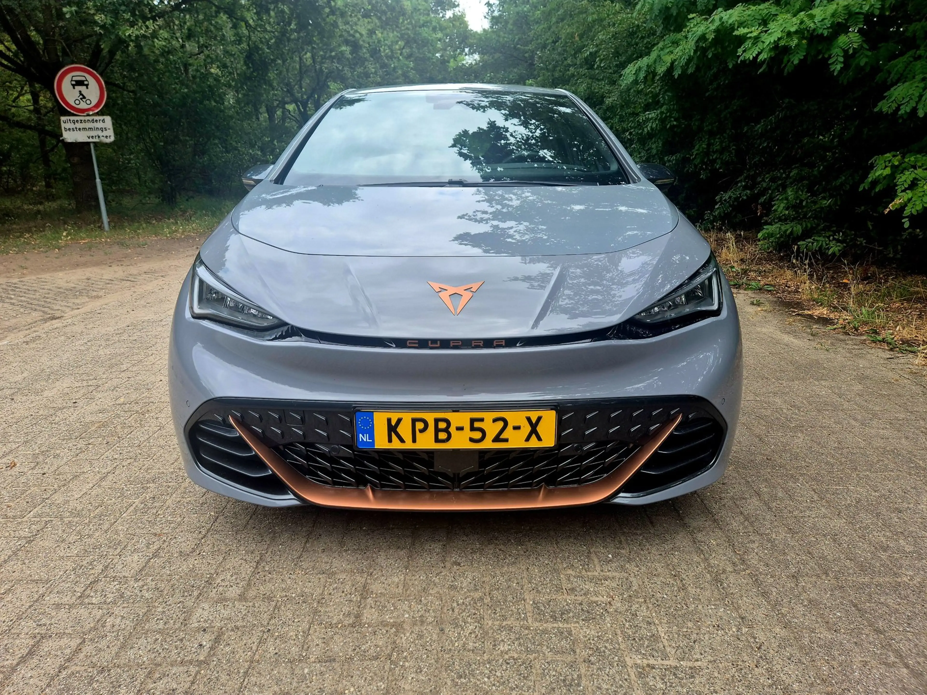 CUPRA Born Impulse 62 kWh — photo 5
