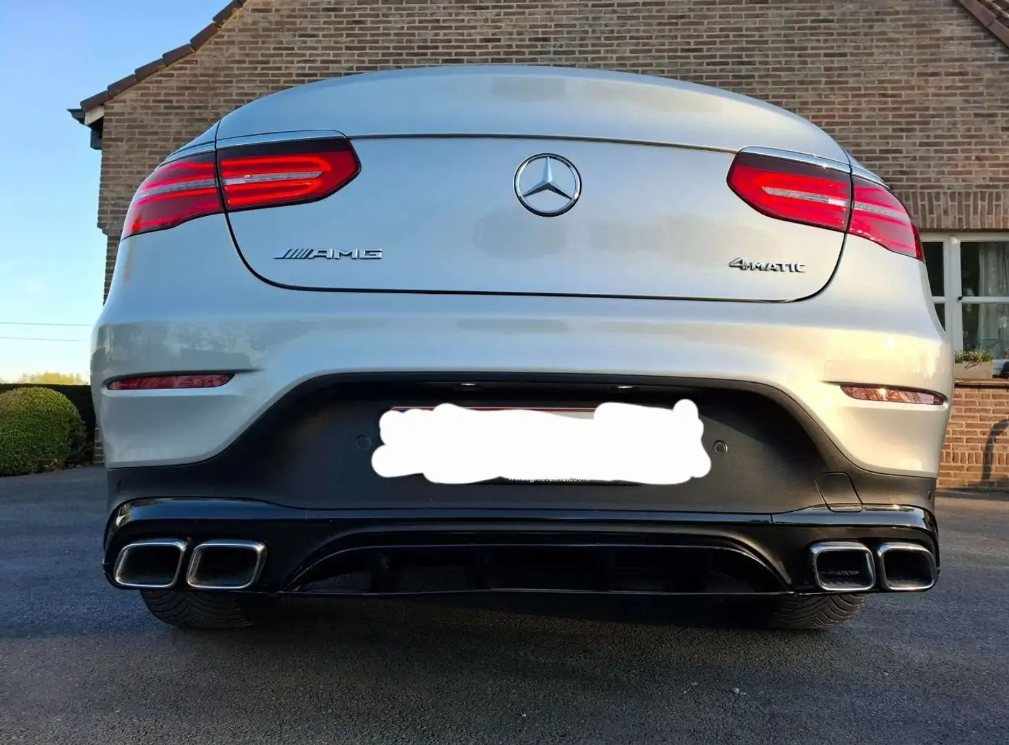 Mercedes-Benz GLC 220 GLC 220 d Coupe 4Matic 9G-TRONIC AMG Line Silber - 2