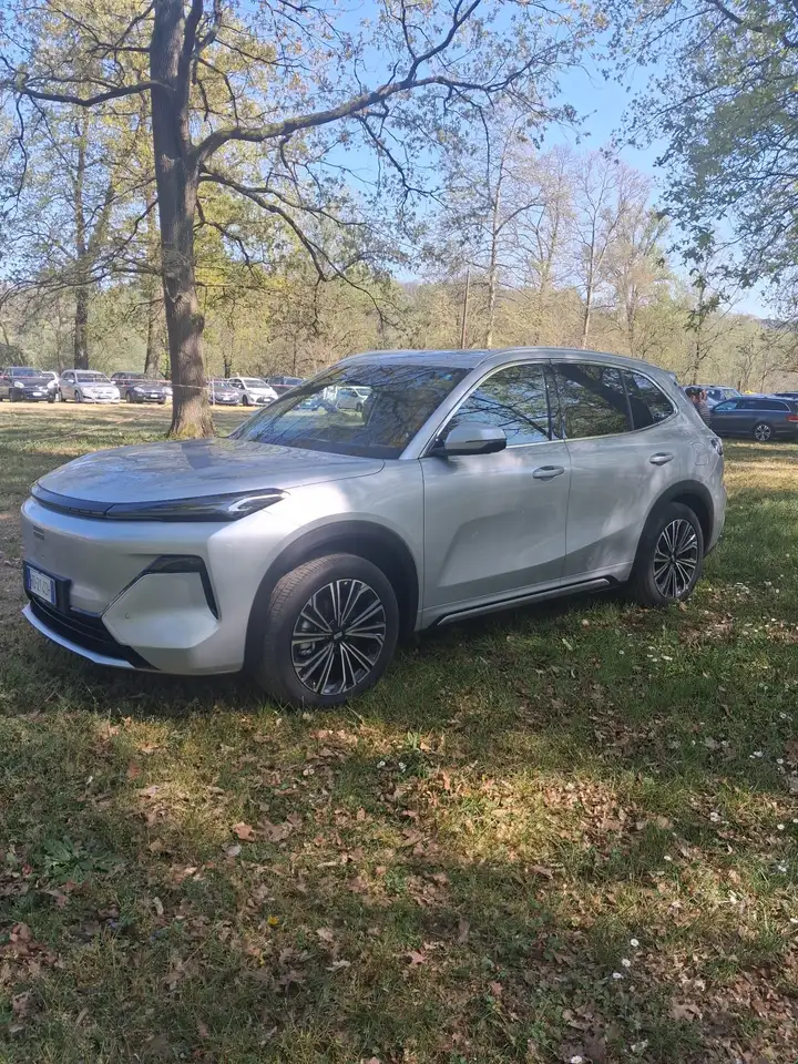 Geely Starray EM-i 2026