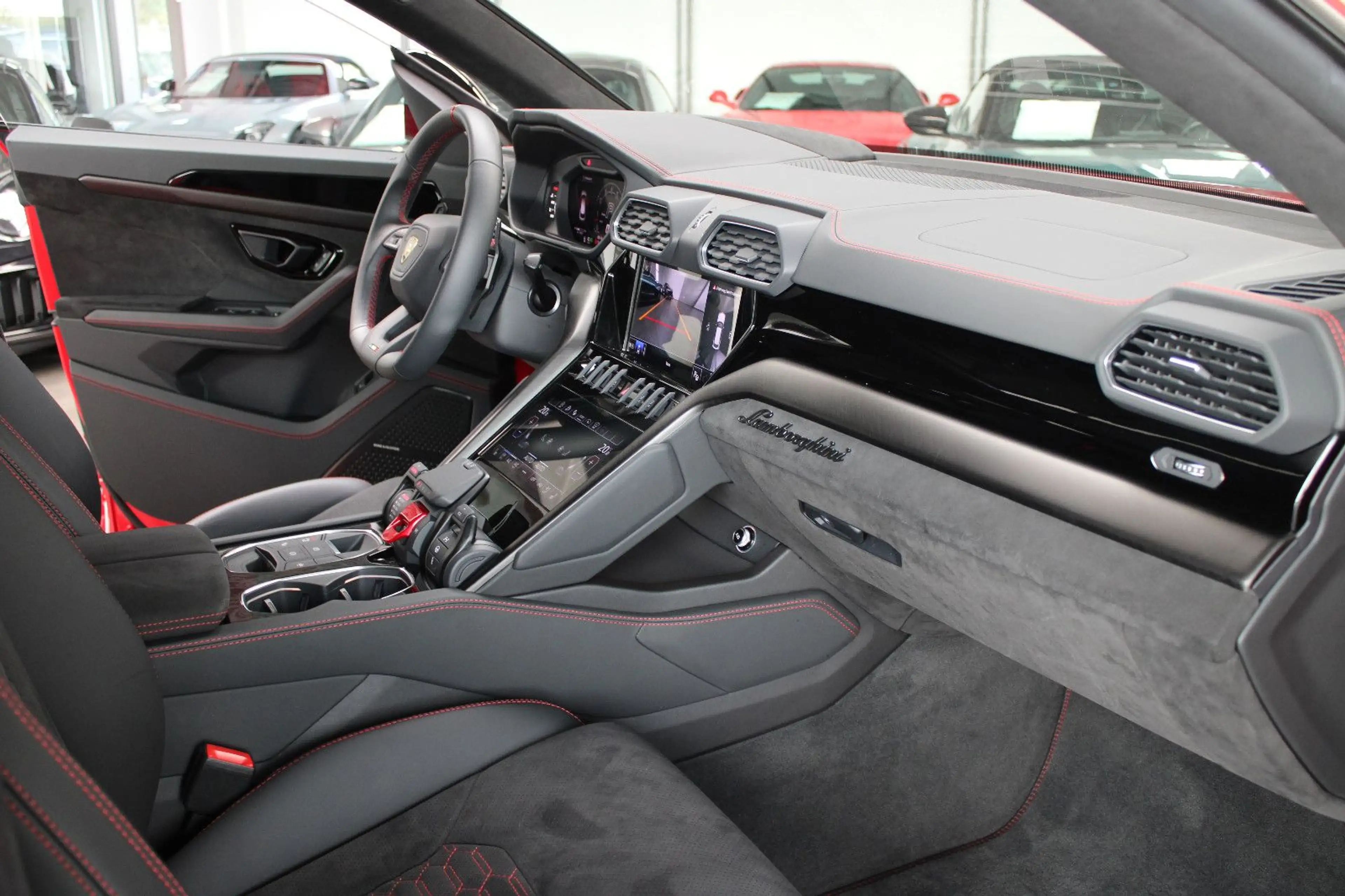 Lamborghini Urus URUS * S * B&O 3D/BLACK &STYLE-PACK/PANORAMA/23" — photo 8