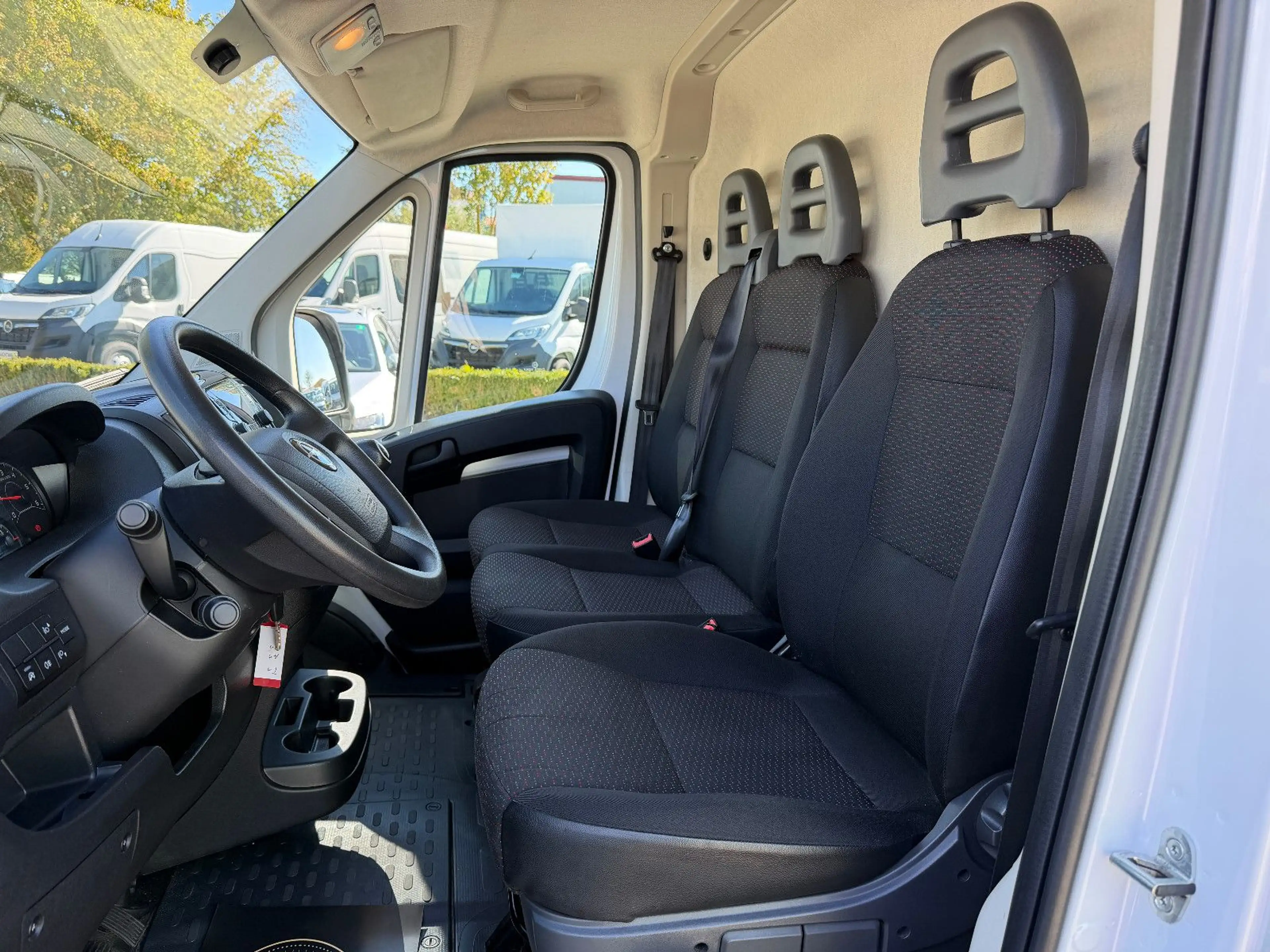 Opel Movano Kasten 2.2d L4H2 MAXI/KLIMA+270°+MFL — photo 10