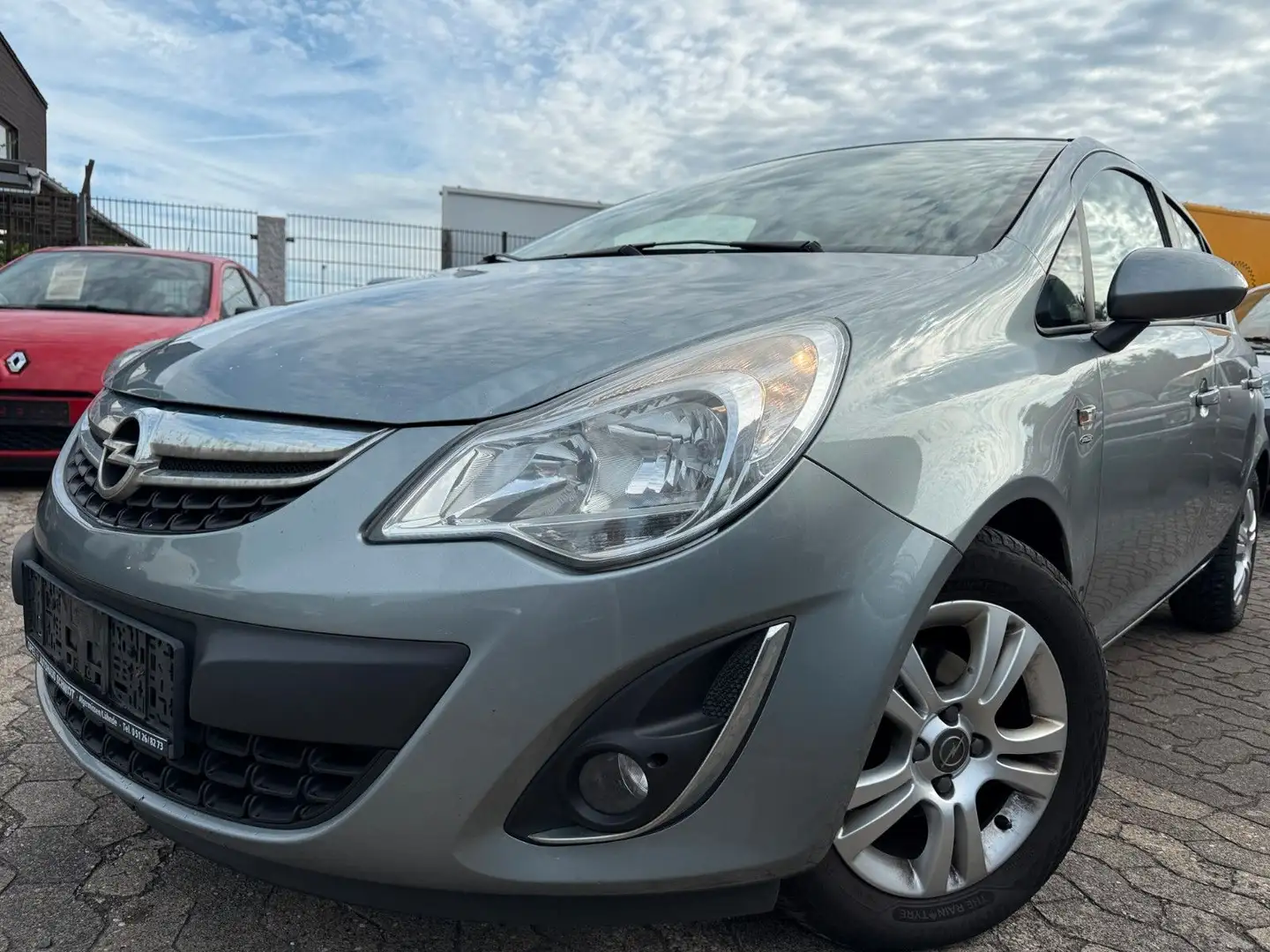 Opel Corsa 1.4 Satellite,Klimaanlage,Tüv 03/26 Grau - 1