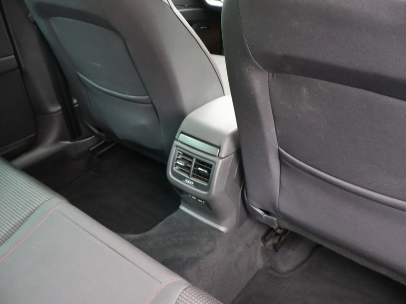 SEAT Leon Leon ST 1.4TSI FR 125PK *TREKHAAK*BLTH*APP-CONNECT*PDC ACHTER*NAVI*...* — photo 14