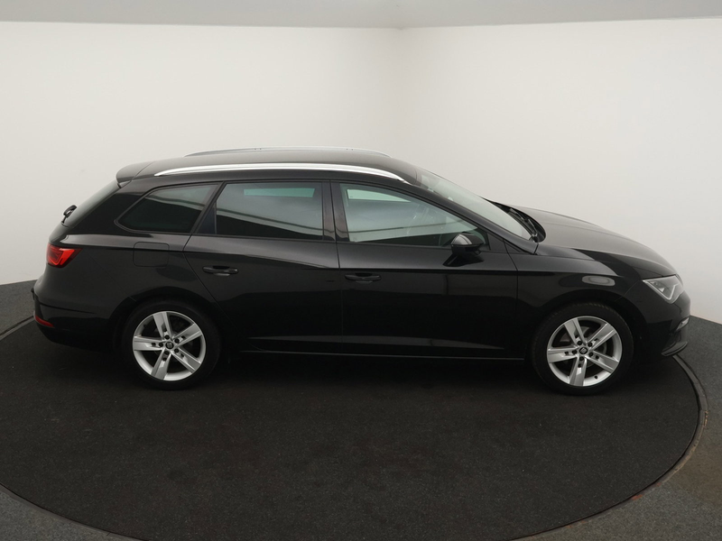 SEAT Leon Leon ST 1.4TSI FR 125PK *TREKHAAK*BLTH*APP-CONNECT*PDC ACHTER*NAVI*...* — photo 9
