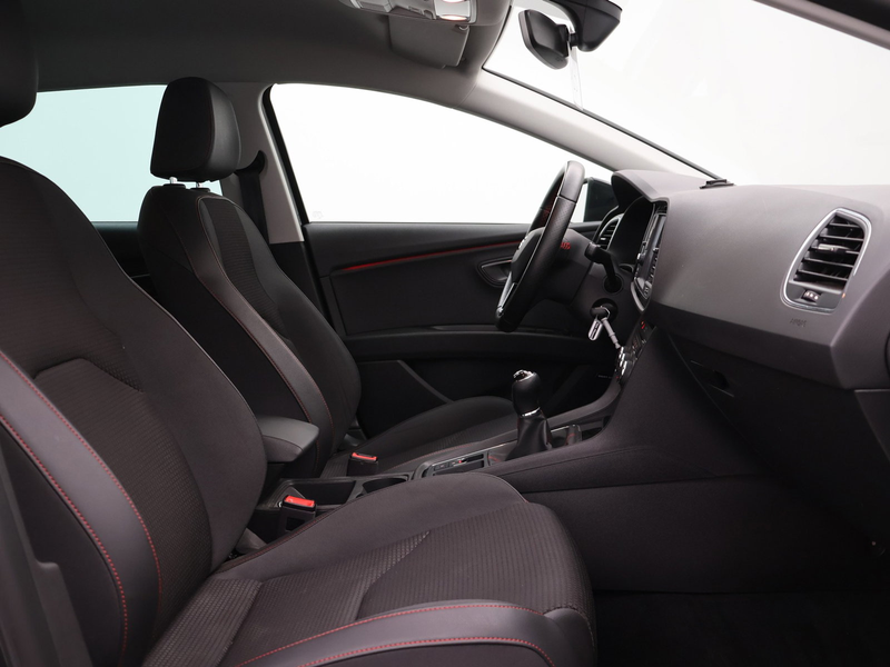 SEAT Leon Leon ST 1.4TSI FR 125PK *TREKHAAK*BLTH*APP-CONNECT*PDC ACHTER*NAVI*...* — photo 12