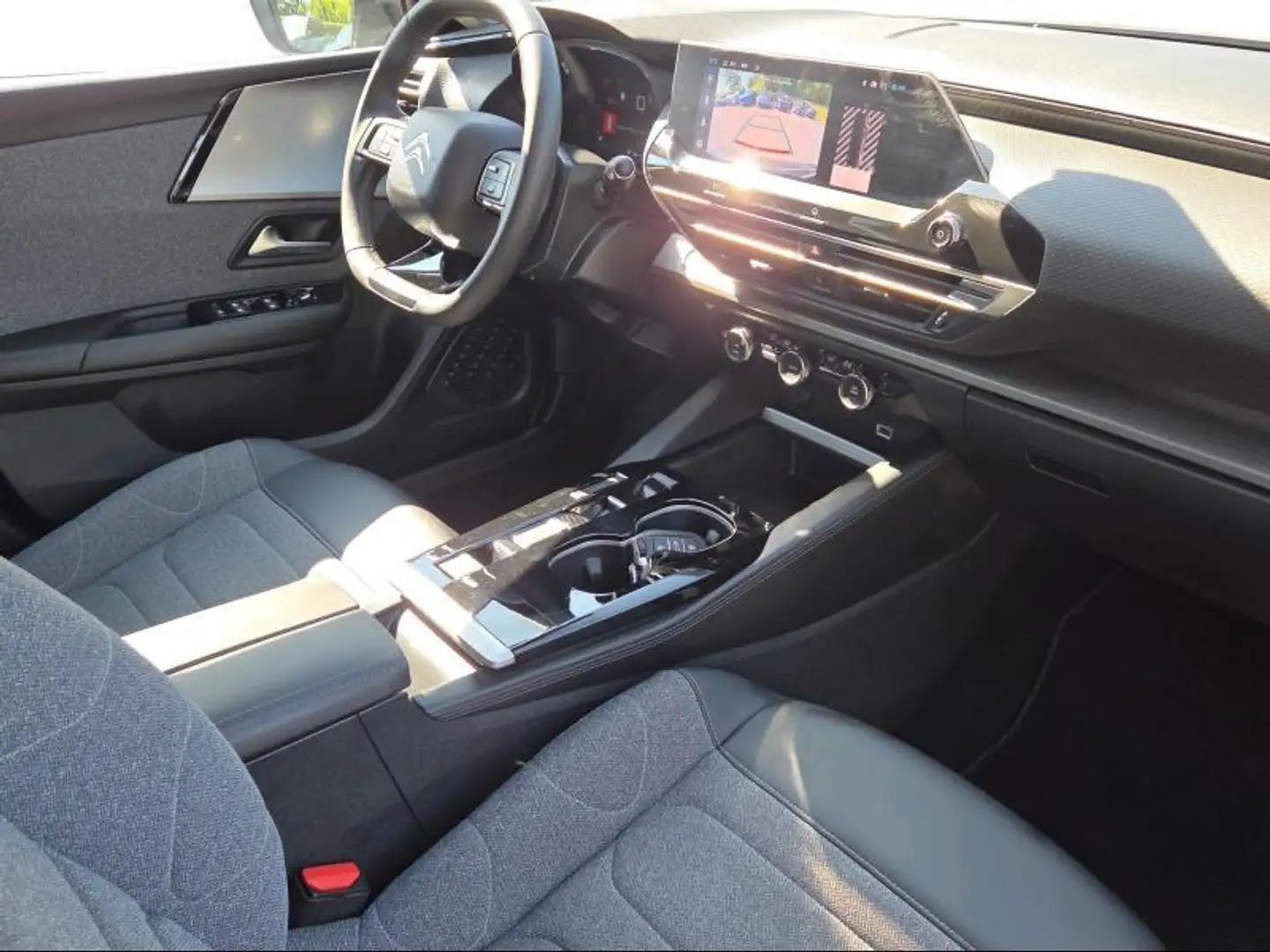 Citroen C5 X Feel 1.2i 130pk Automaat LED | GPS | Carplay | PDC Gris - 2