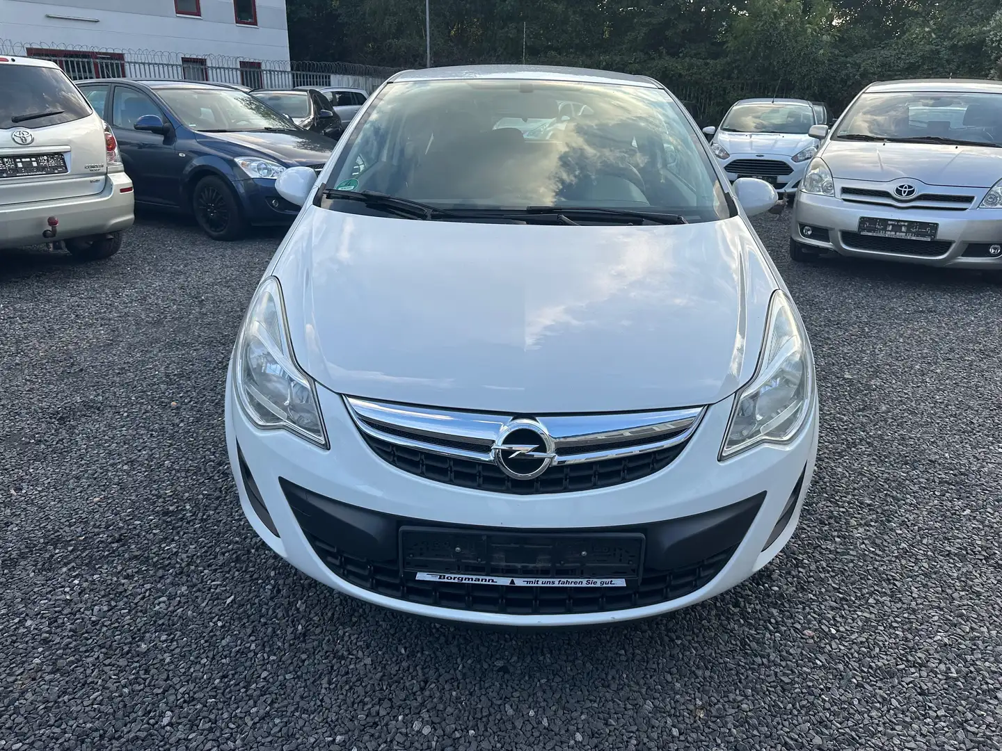 Opel Corsa 1.2 Selection Weiß - 2
