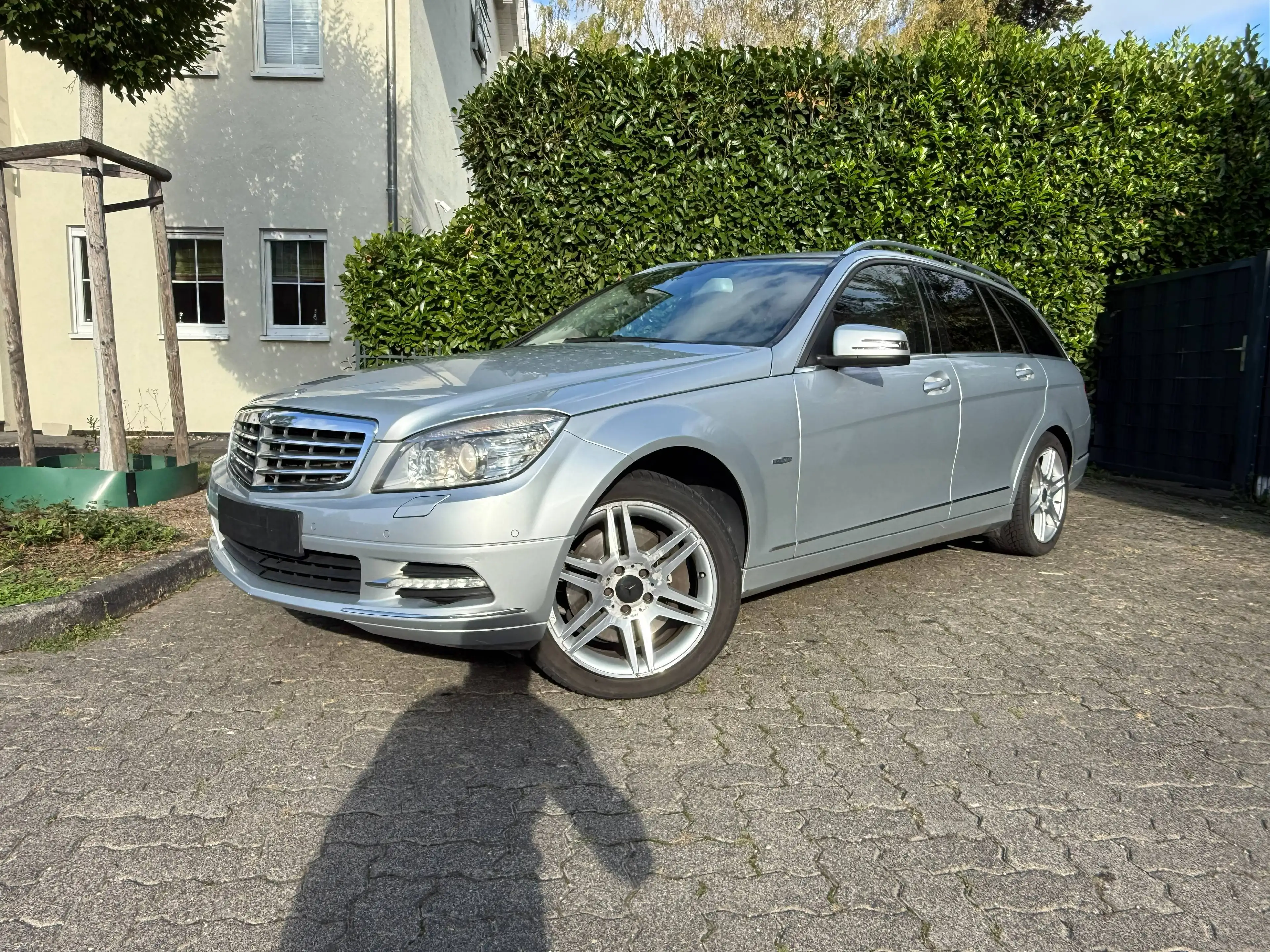 Mercedes-Benz C 350 CDI BlueEfficiency *1.Hand*Scheckheft*TÜV&Service NEU*Unfallfrei*Nachlackierungsfrei