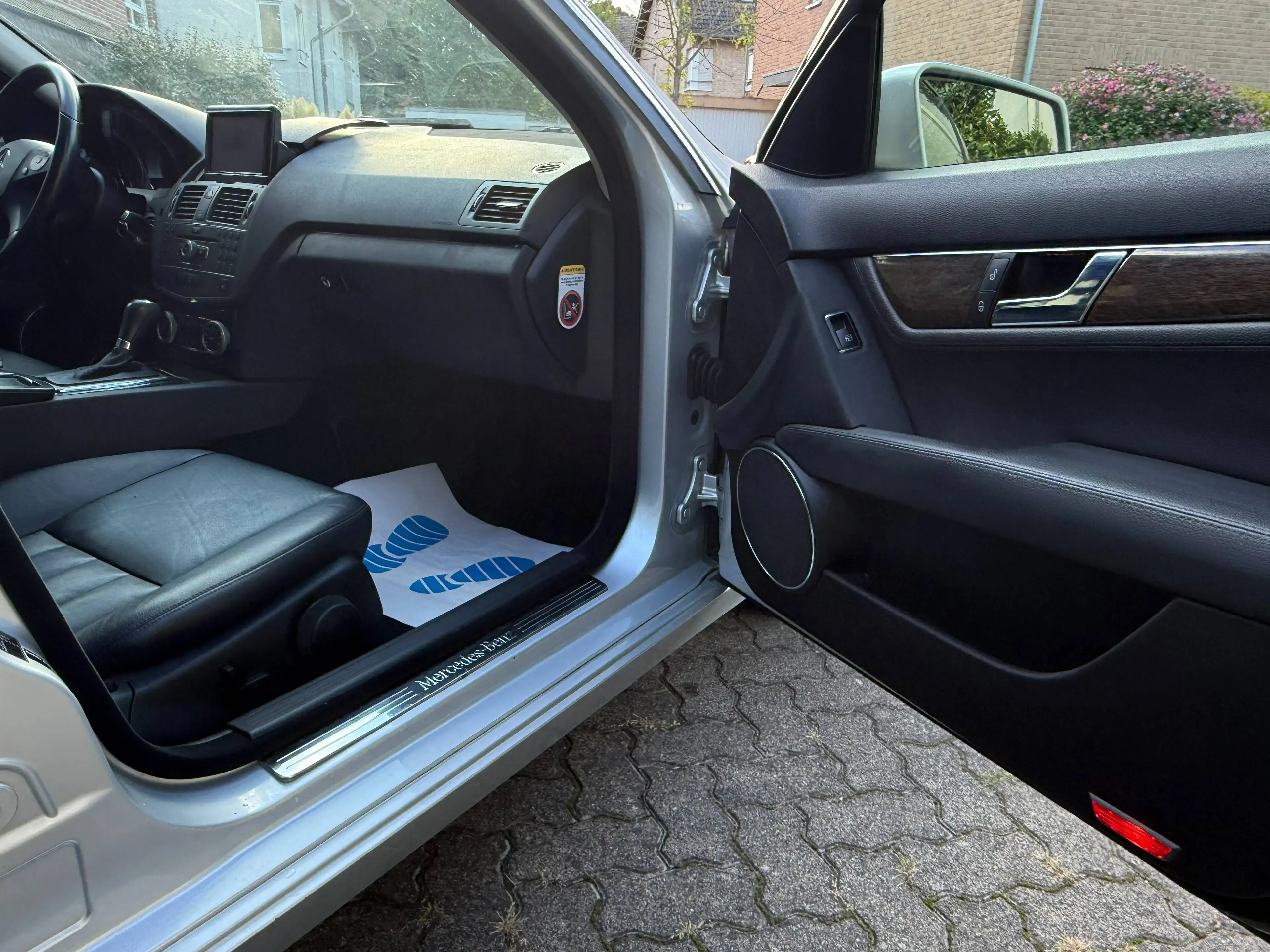 Mercedes-Benz C 350 CDI BlueEfficiency *1.Hand*Scheckheft*TÜV&Service NEU*Unfallfrei*Nachlackierungsfrei — photo 15