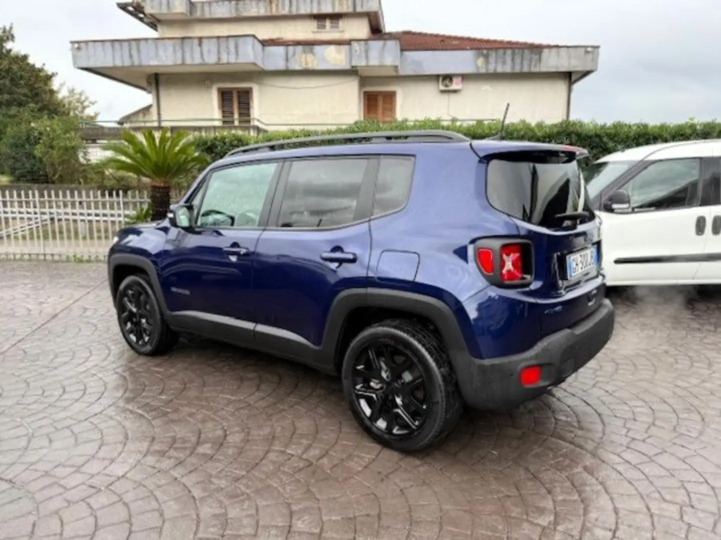 Jeep Renegade 1.3 T4 190CV PHEV 4xe AT6 Limited Bleu - 2