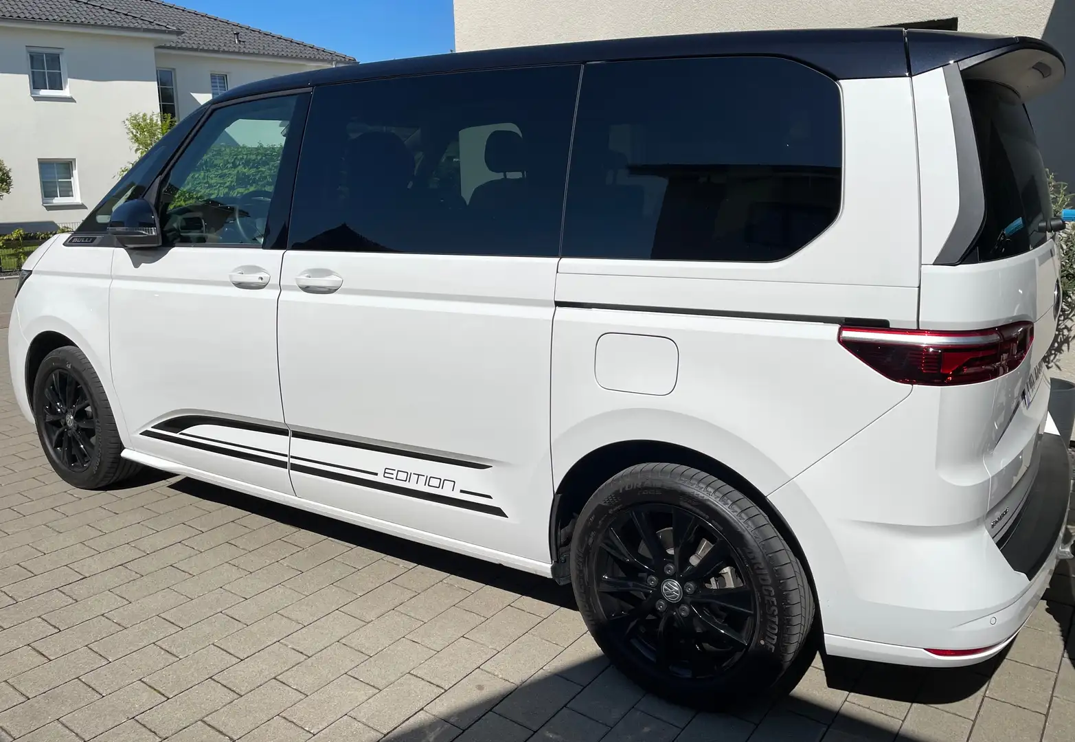 Volkswagen T7 Multivan Multivan Kurz eHybrid Edition Weiß - 2