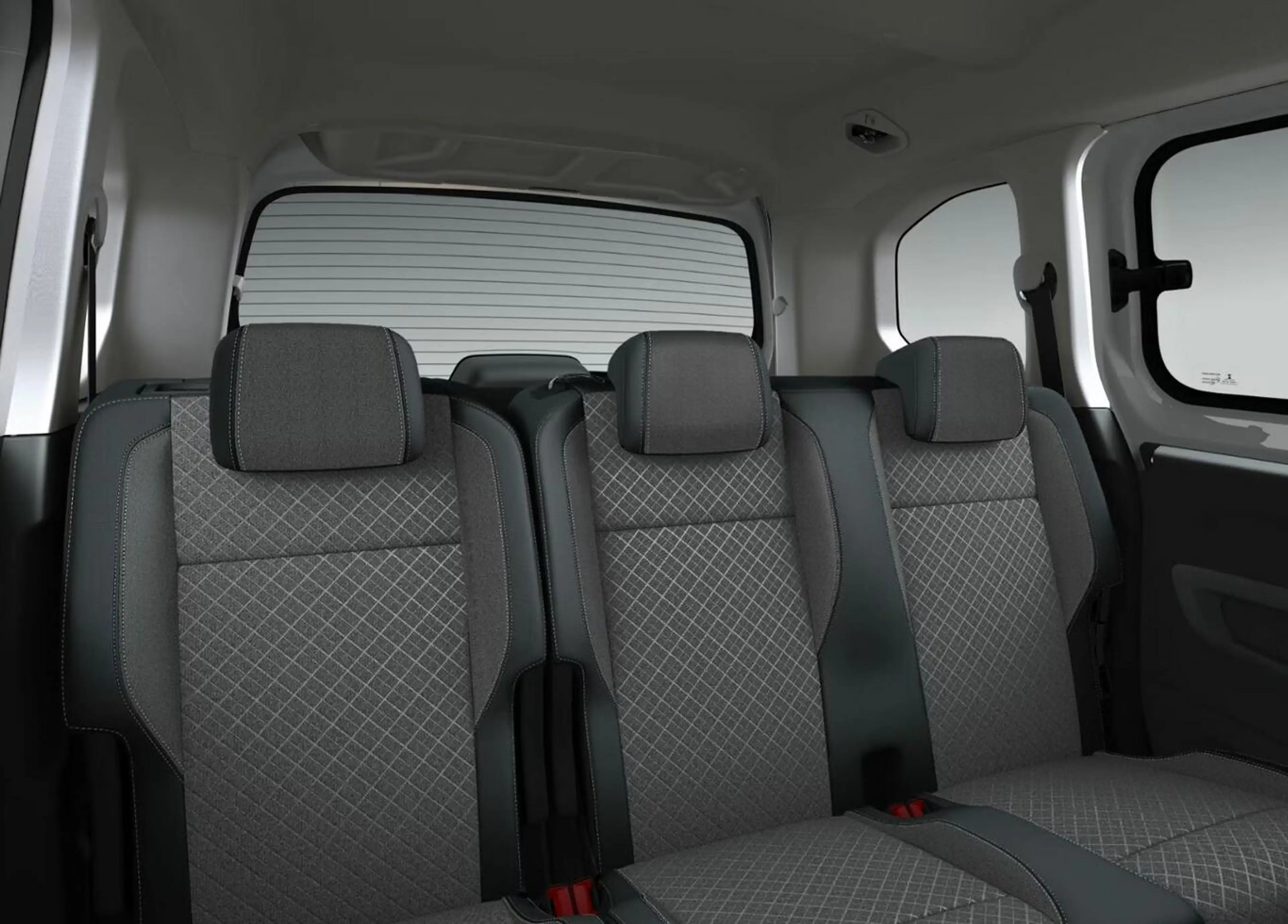 Opel Combo AT8 XL Matrix PDC 10"Touch Klima 96 kW (131 PS)... — photo 9