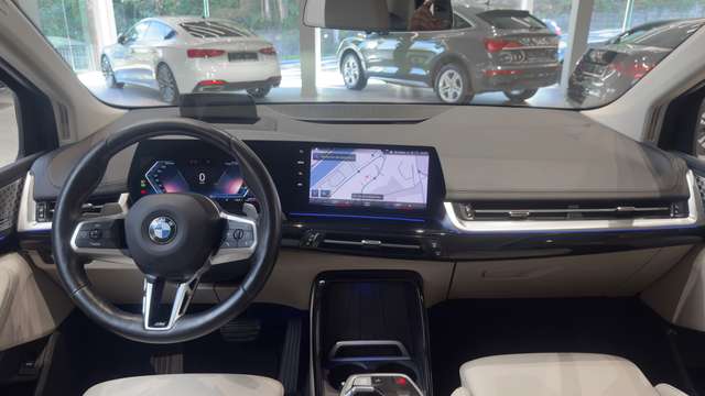 BMW 218 — photo 9