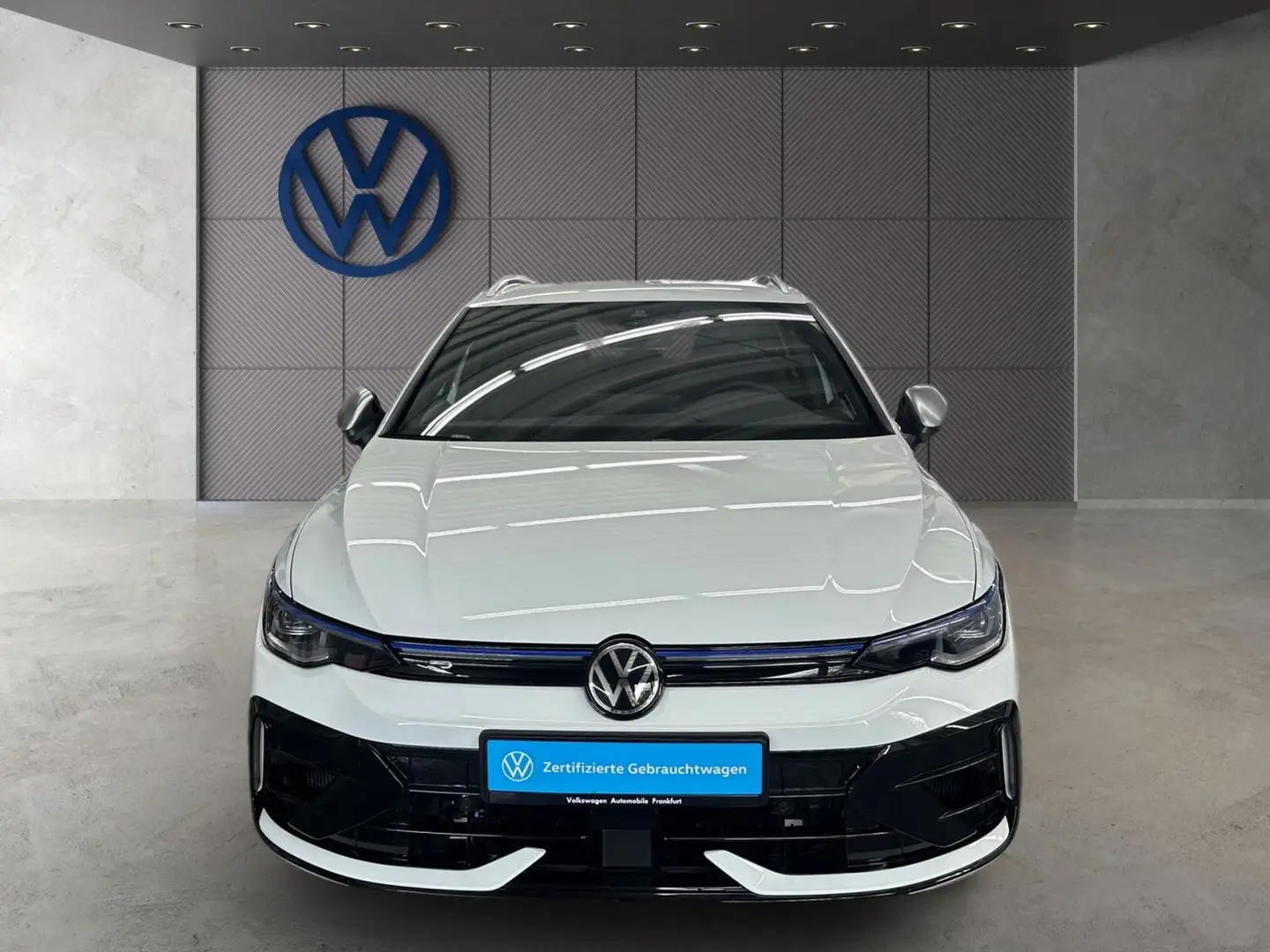 Volkswagen Golf VIII Variant 2.0 TSI DSG 4Motion R Navi IQ. Blanc - 2
