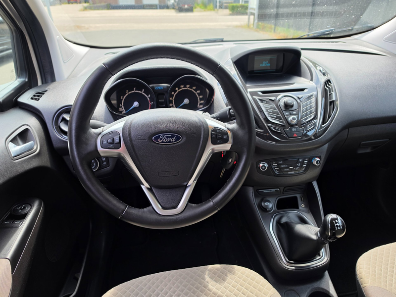 Ford Tourneo Courier 1.0 Titanium/Nieuwstaat — photo 4