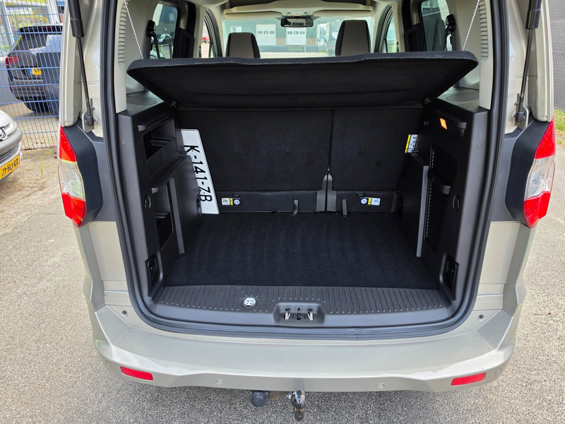 Ford Tourneo Courier 1.0 Titanium/Nieuwstaat — photo 8