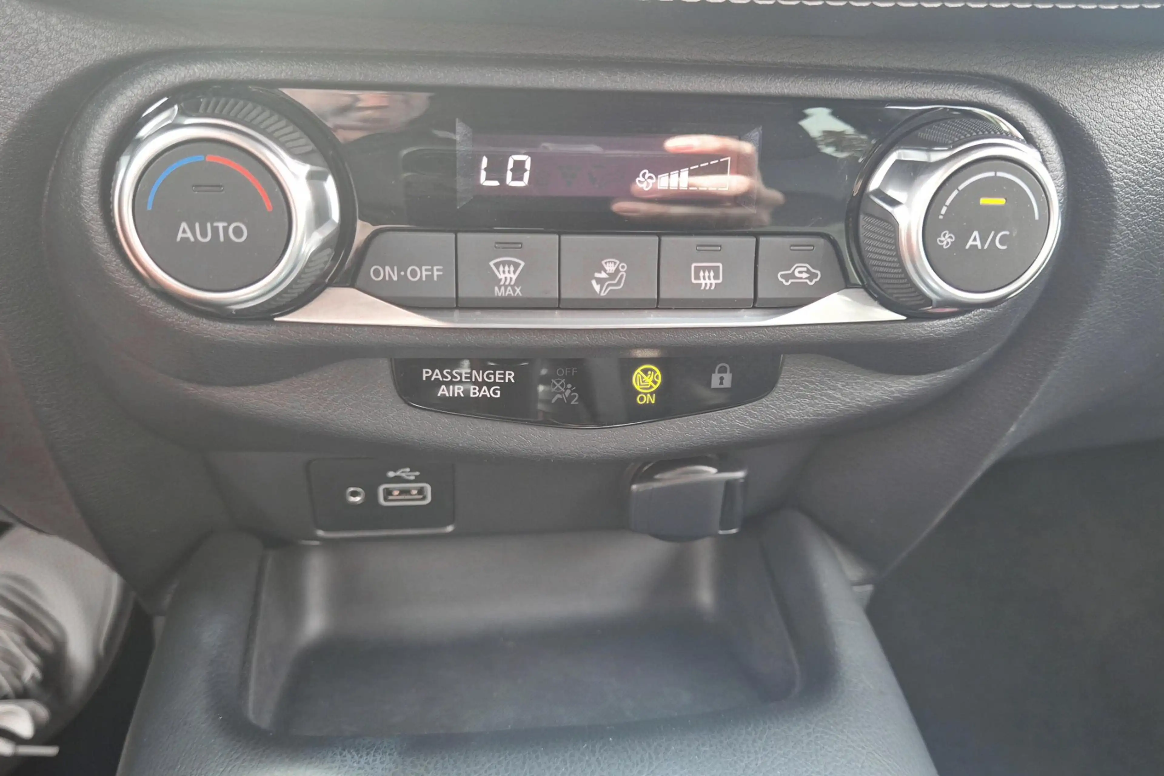 Nissan Juke 1.6 Hybrid 145 N-Design — photo 21