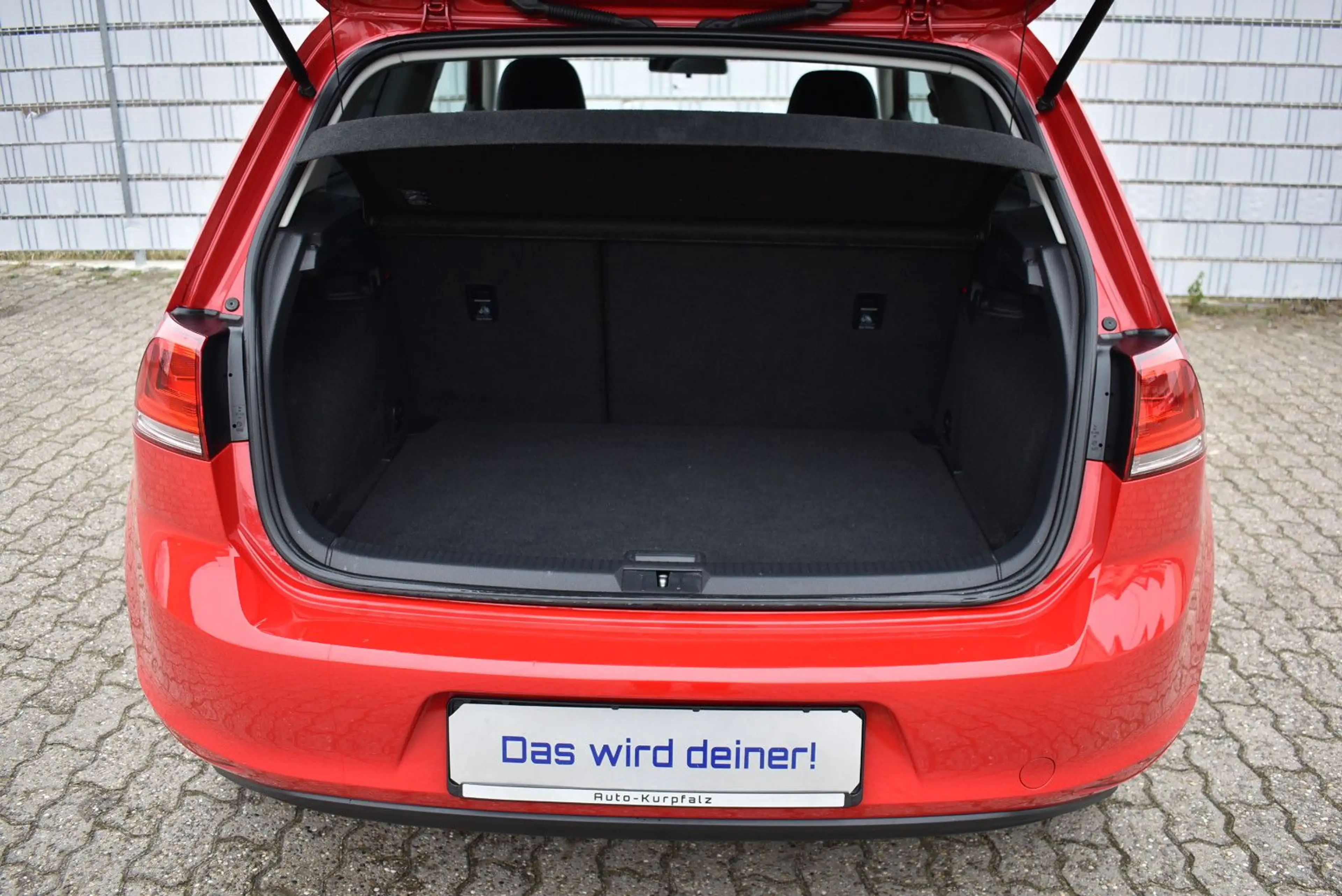 Volkswagen Golf VII Trendline 2.Hand erst 81000KM Tüv NEU — photo 14