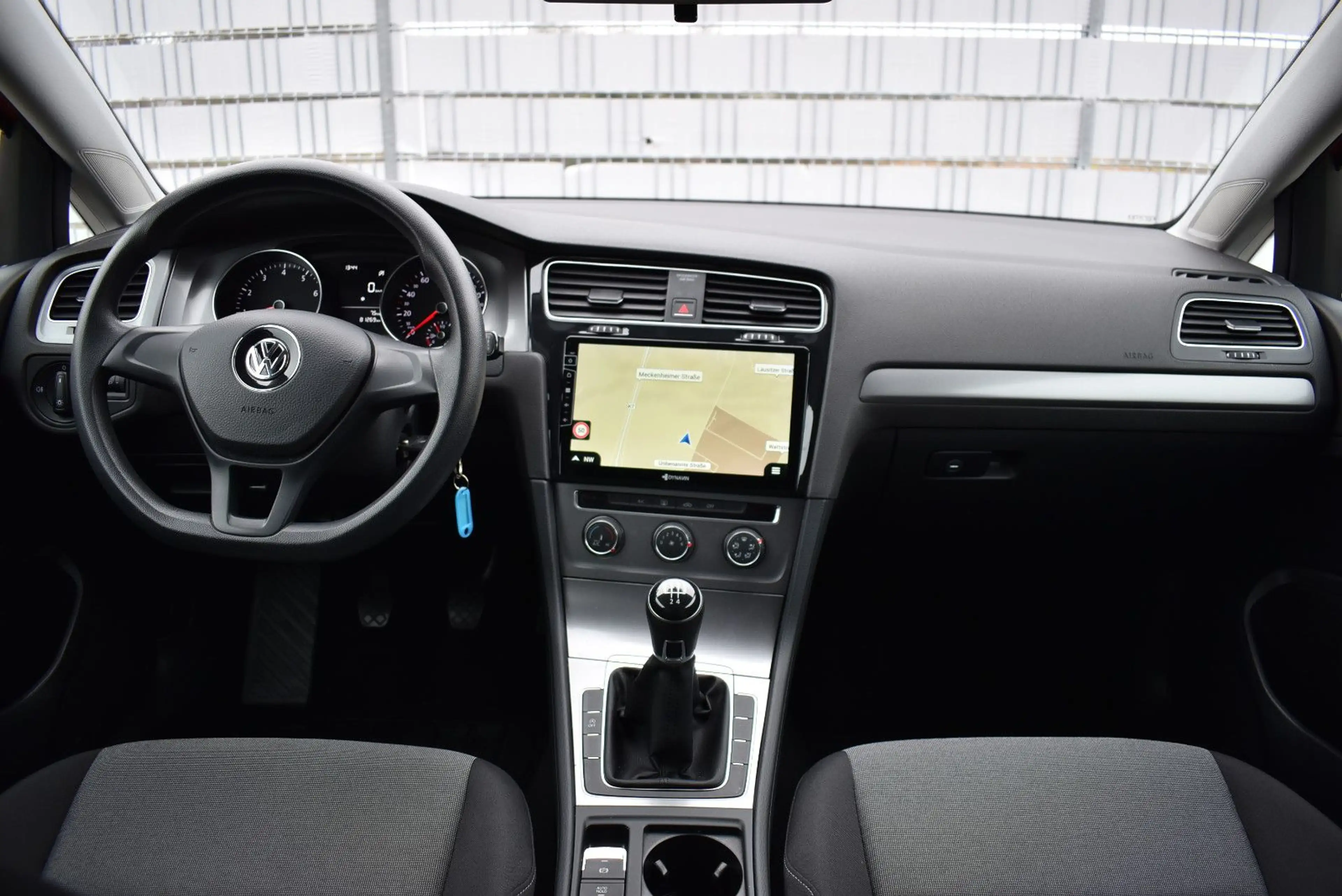 Volkswagen Golf VII Trendline 2.Hand erst 81000KM Tüv NEU — photo 11