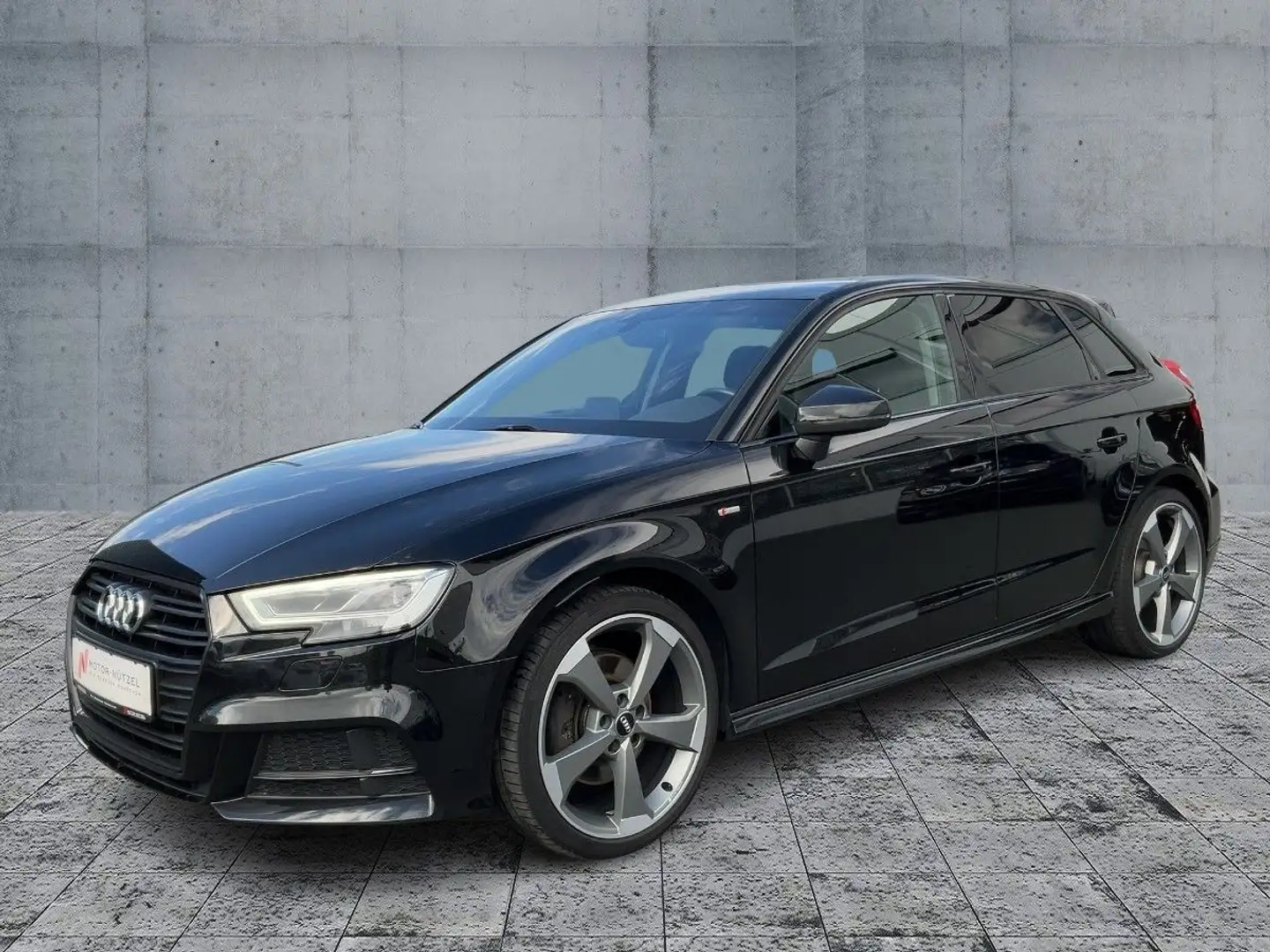 Audi A3 35 TDI S-TR SPORT LED+NAVI+PDC+GRA Zwart - 2