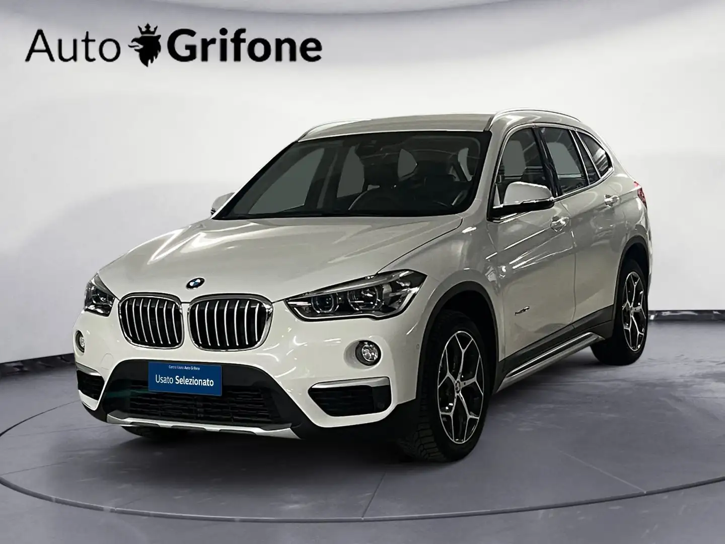 BMW X1 X1 sDrive18d xLine Weiß - 1