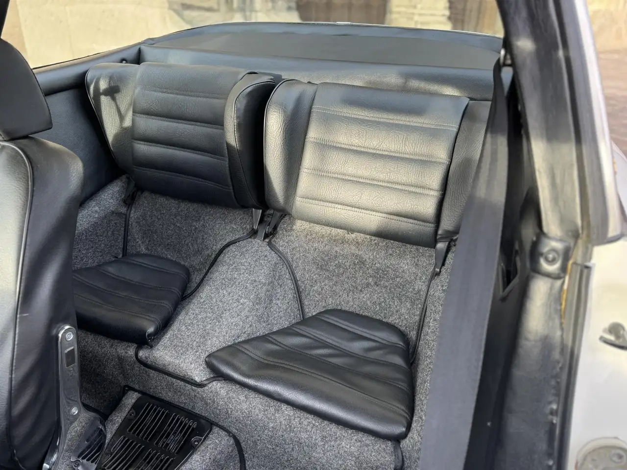 Porsche 911 Targa 2.2i S, foto 12