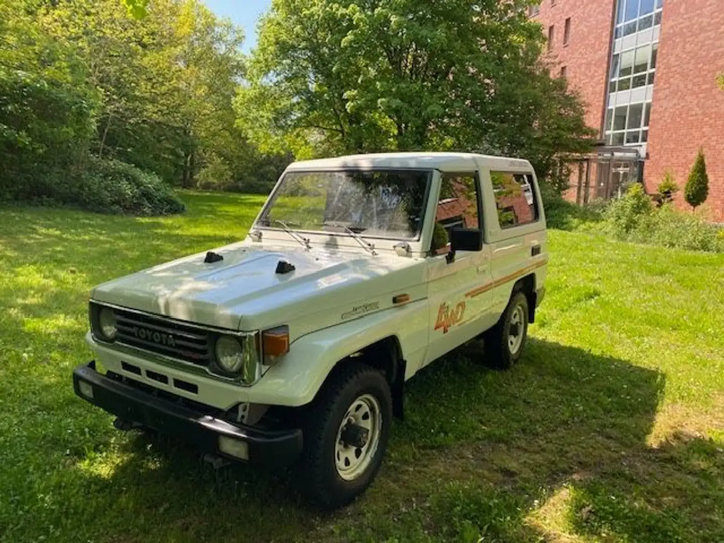 Toyota Land Cruiser BJ73 Hardtop Cabrio, Klima! Weiß - 1