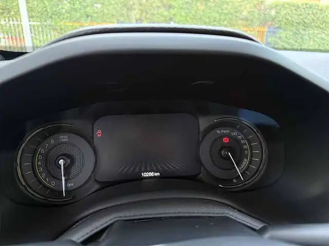 Jeep Renegade view 12