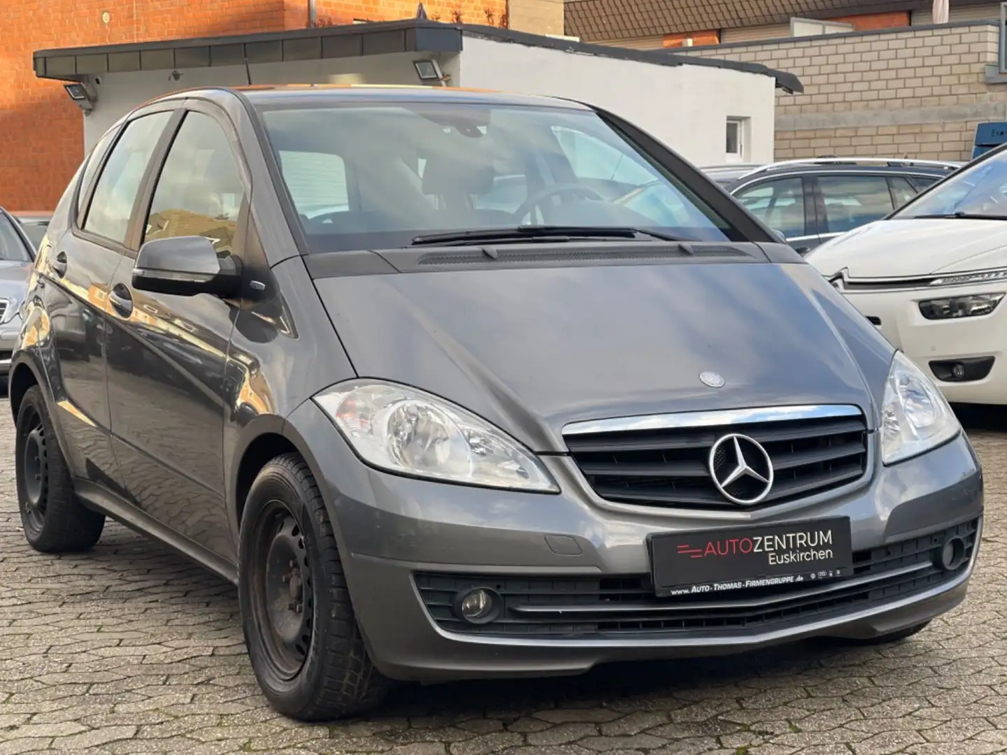 Mercedes-Benz A 160 A -Klasse A 160 |TÜV + Inspektion NEU | Grau - 1