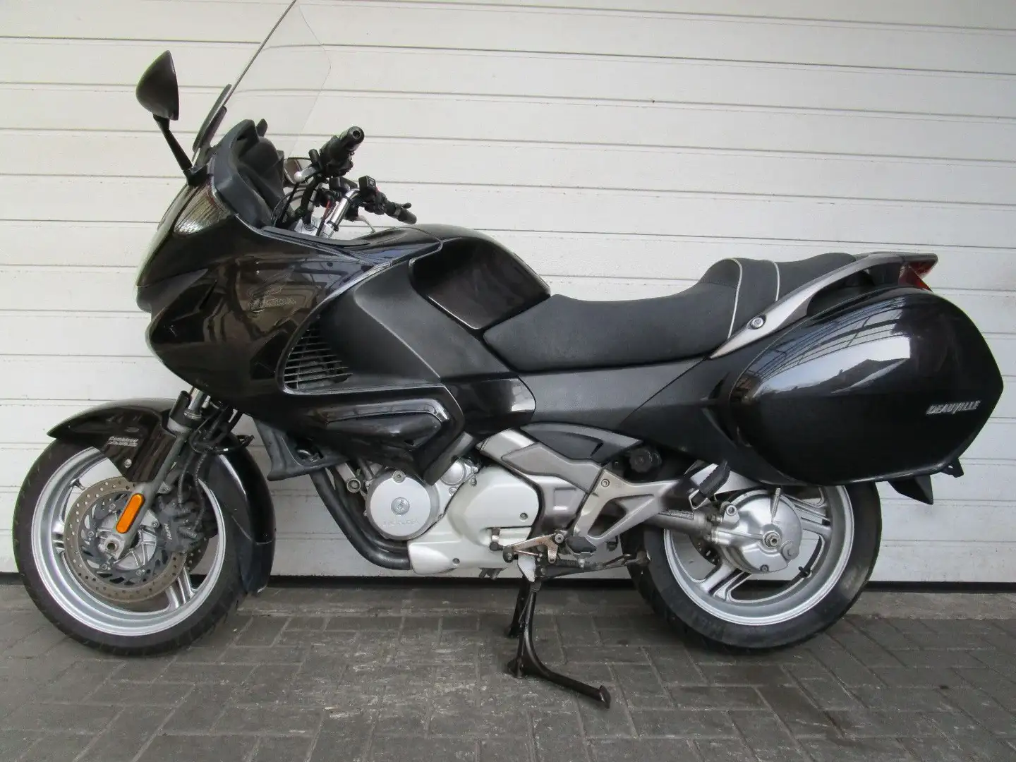 Honda NT 700 V Deauville Negru - 1